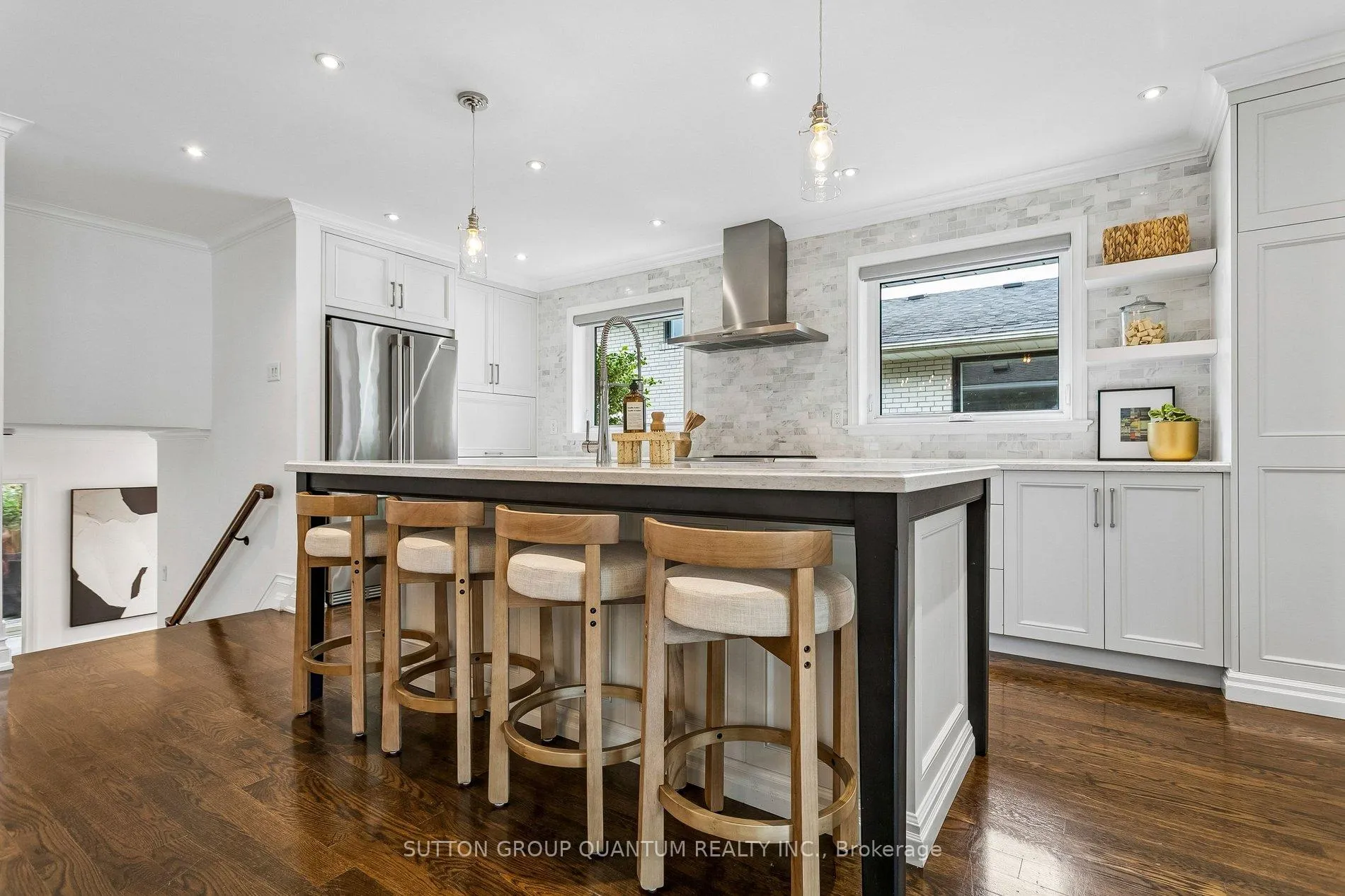 Photo 12 of 1944 Lenarthur Drive, Mississauga, Clarkson — HOMEH