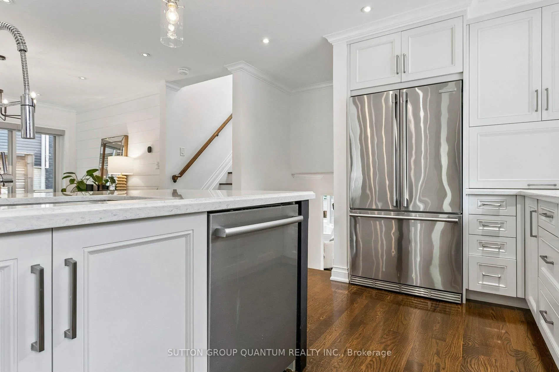 Photo 15 of 1944 Lenarthur Drive, Mississauga, Clarkson — HOMEH