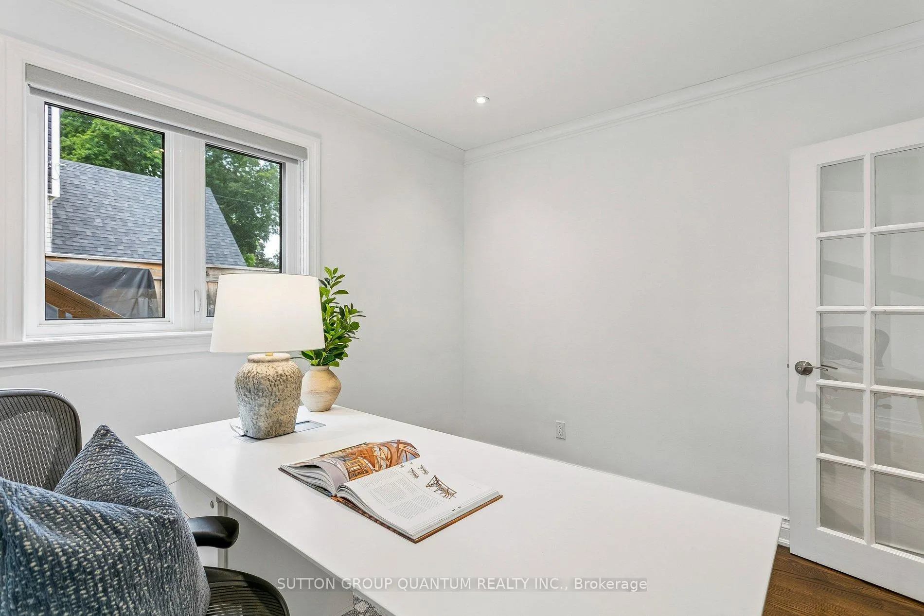 Photo 27 of 1944 Lenarthur Drive, Mississauga, Clarkson — HOMEH