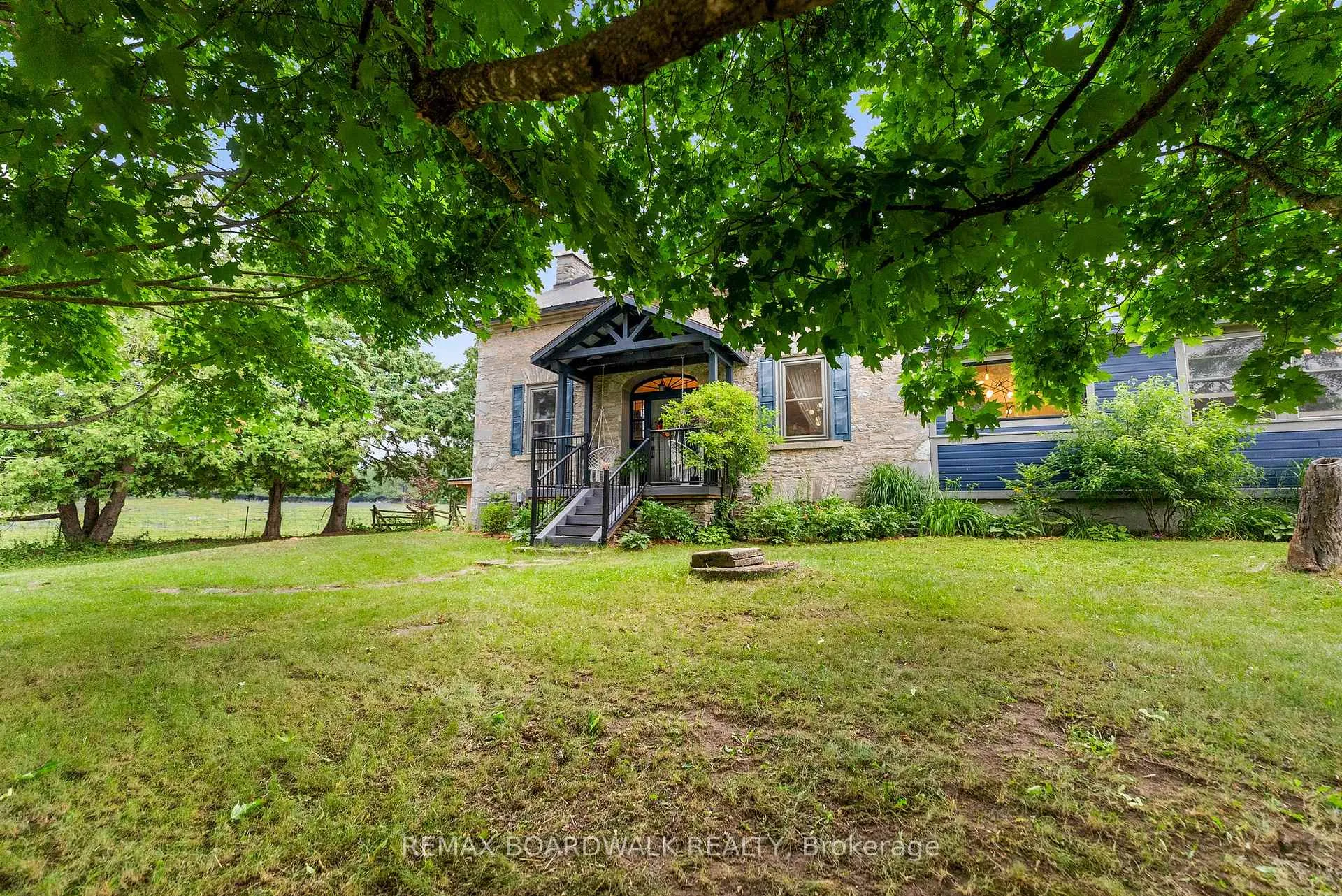 Photo 2 of 1415 Sheridan Rapids Road, Lanark Highlands, Lanark Highlands (Dalhousie) Twp — HOMEH