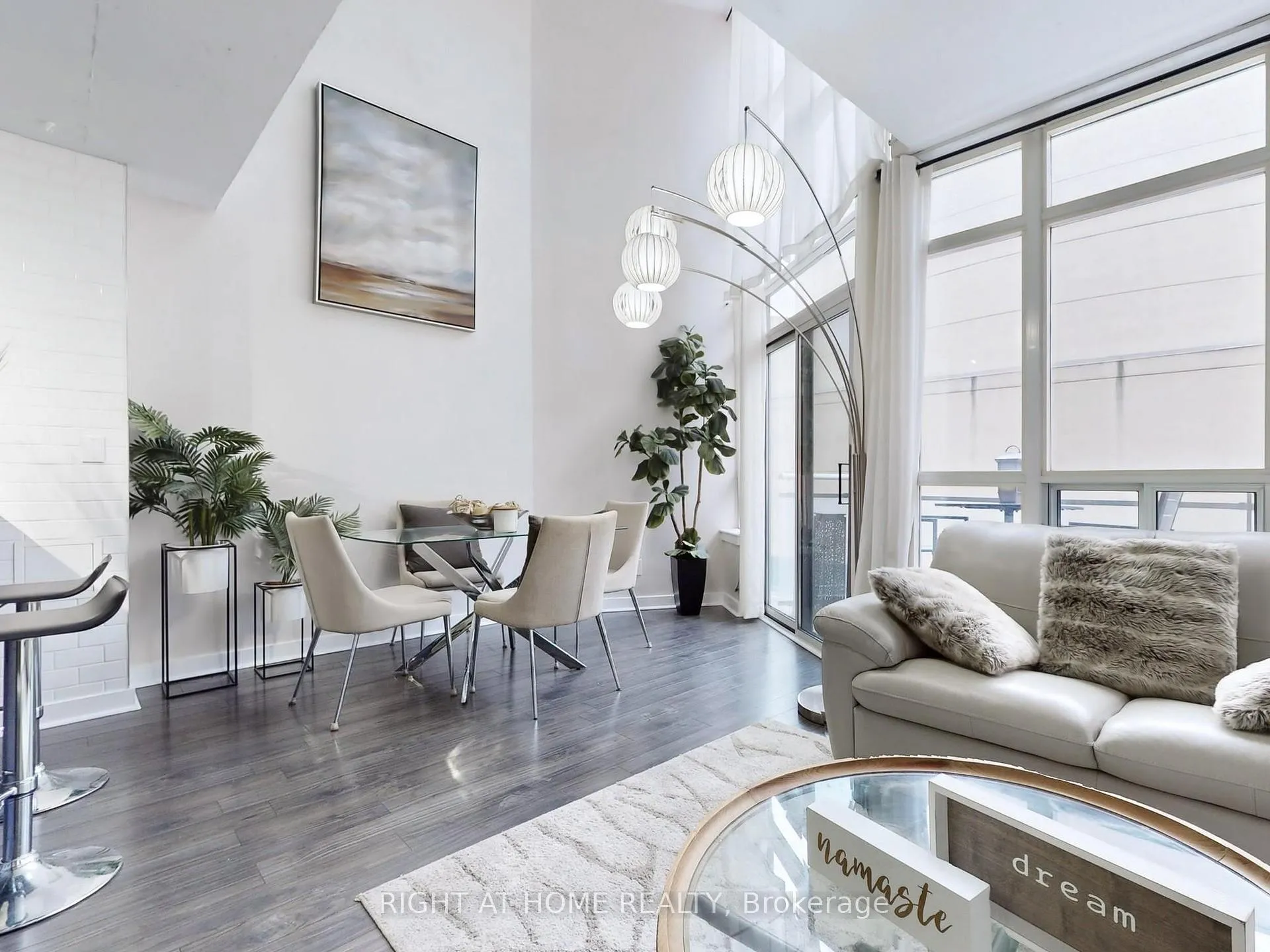 Photo 8 of Unit 401, 255 Richmond Street E, Toronto, Moss Park — HOMEH