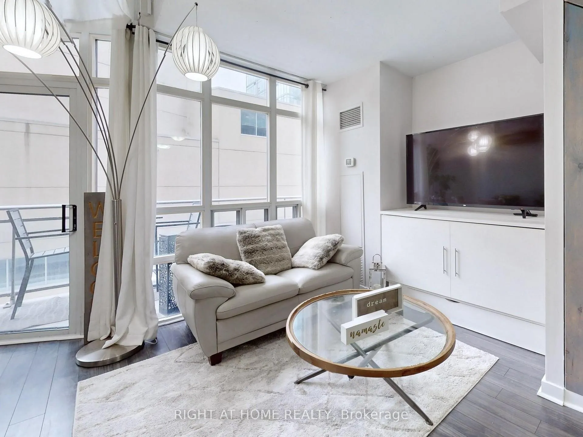 Photo 9 of Unit 401, 255 Richmond Street E, Toronto, Moss Park — HOMEH