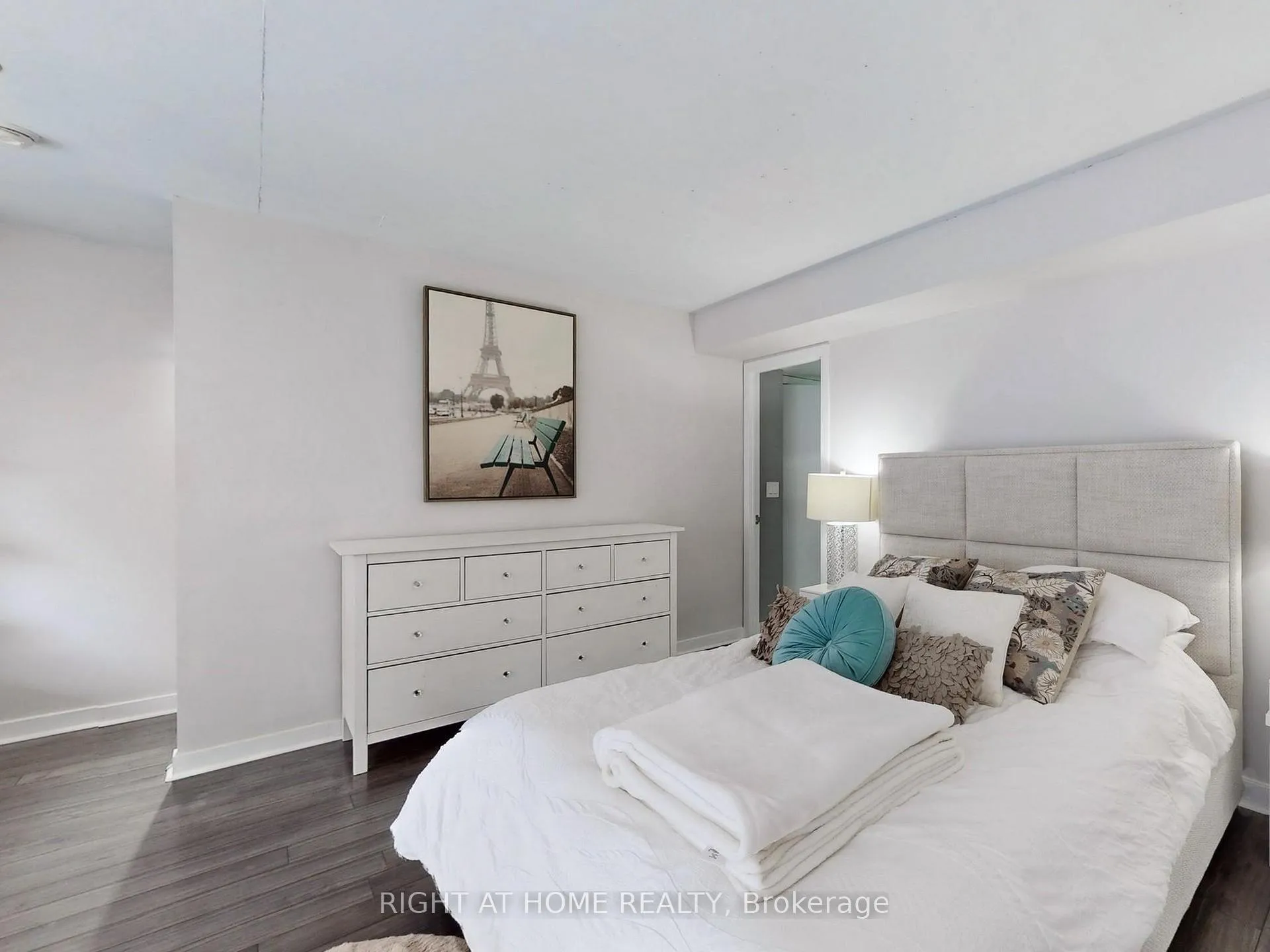 Photo 20 of Unit 401, 255 Richmond Street E, Toronto, Moss Park — HOMEH