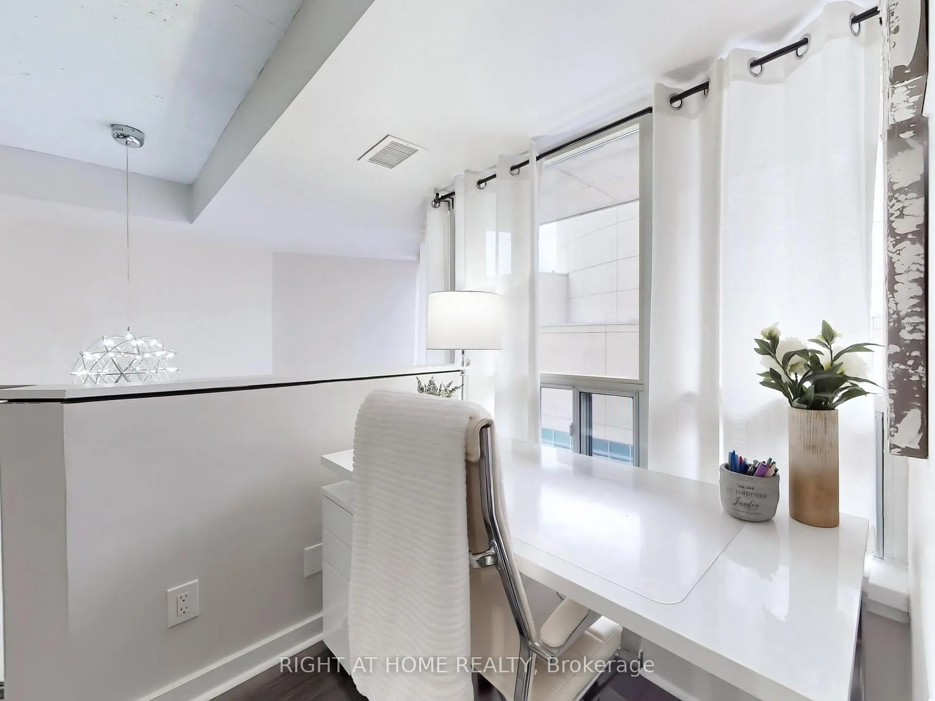 Photo 22 of Unit 401, 255 Richmond Street E, Toronto, Moss Park — HOMEH