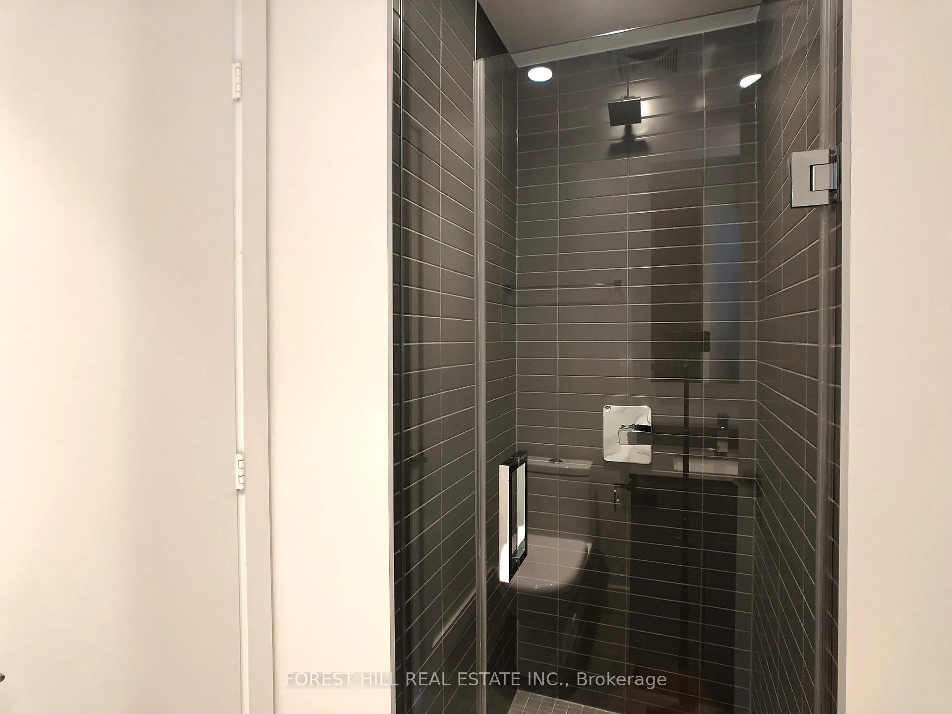 Photo 11 of Unit 5410, 7 Grenville Street, Toronto, Bay Street Corridor — HOMEH