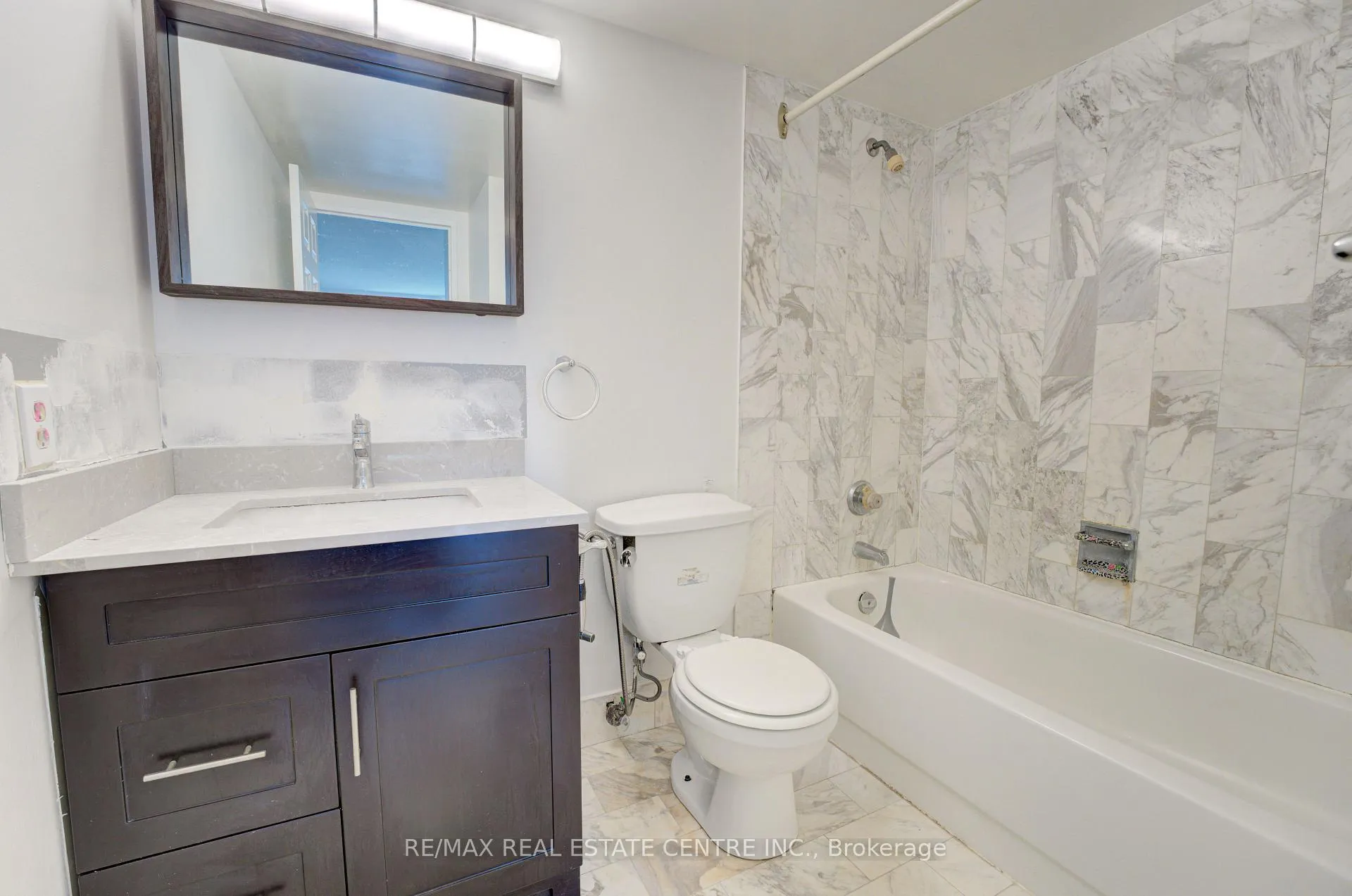 Photo 25 of Unit 1405, 325 Webb Drive, Mississauga, City Centre — HOMEH