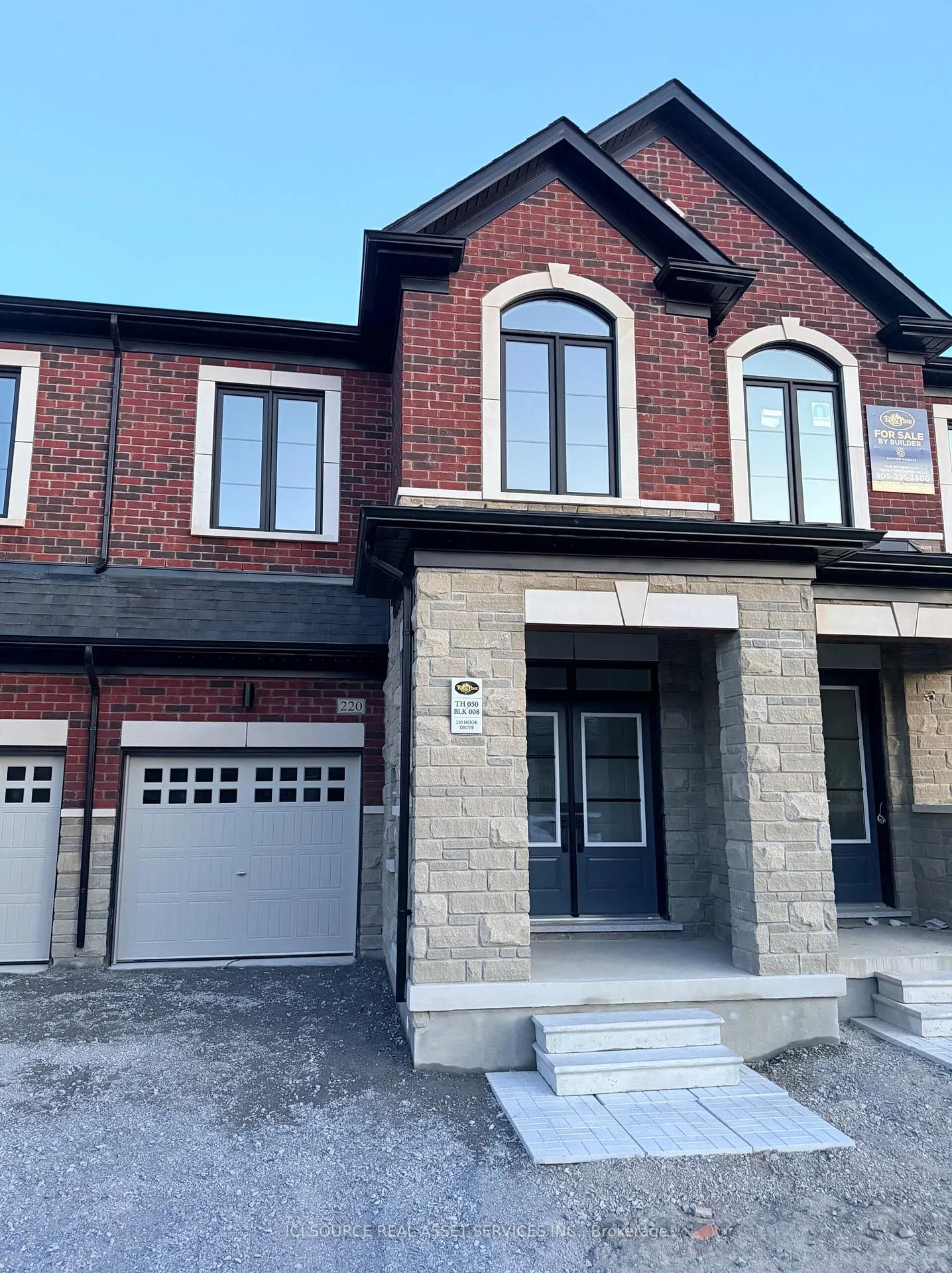 Photo 1 of 220 Hook Drive, Richmond Hill, Rural Richmond Hill — HOMEH
