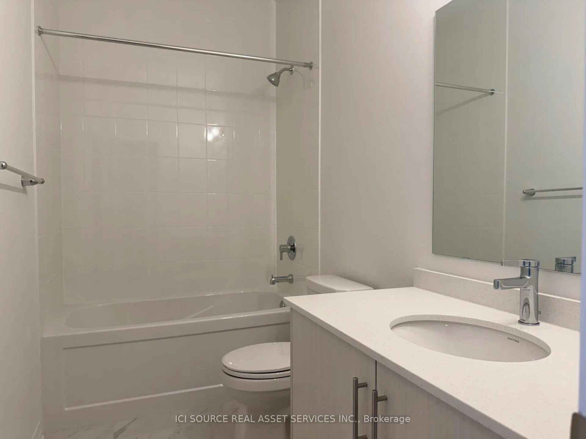Photo 13 of 220 Hook Drive, Richmond Hill, Rural Richmond Hill — HOMEH