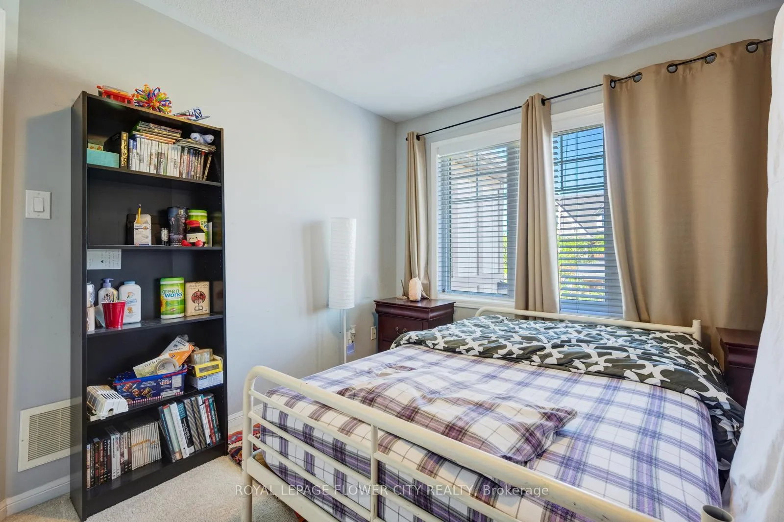 Photo 37 of 29 Klemscott Road, Brampton, Fletcher's Meadow — HOMEH