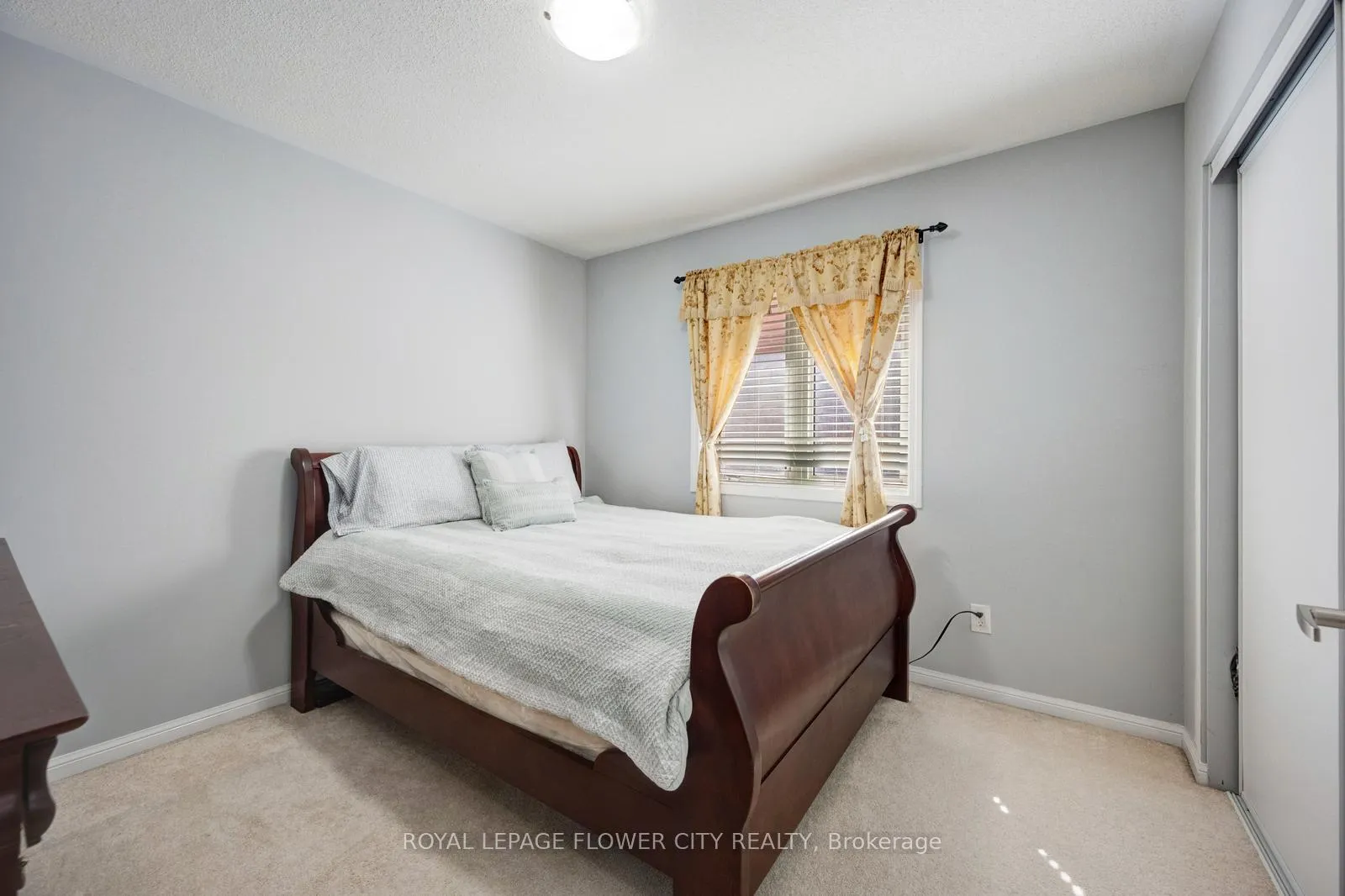 Photo 41 of 29 Klemscott Road, Brampton, Fletcher's Meadow — HOMEH
