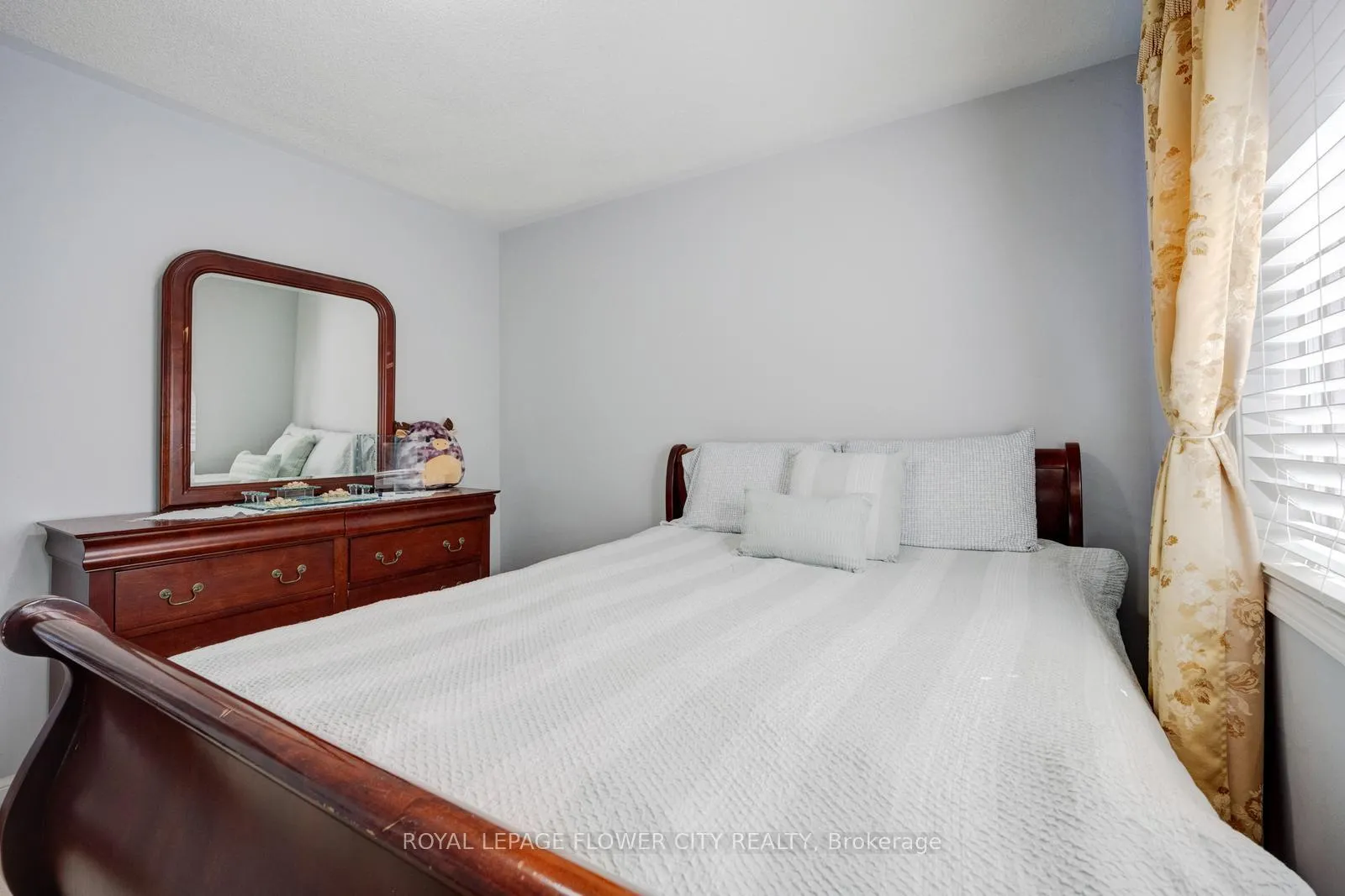 Photo 42 of 29 Klemscott Road, Brampton, Fletcher's Meadow — HOMEH