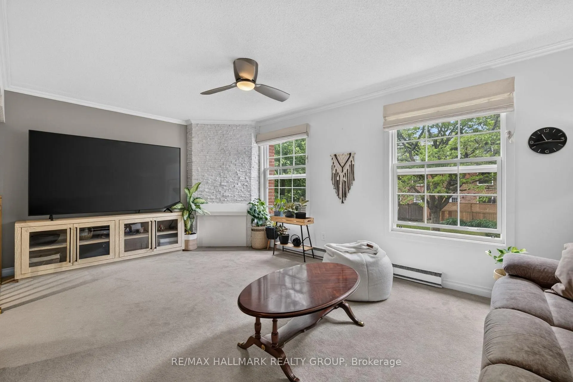 Photo 10 of 92 Appleby Private, Ottawa, Carleton Heights — HOMEH