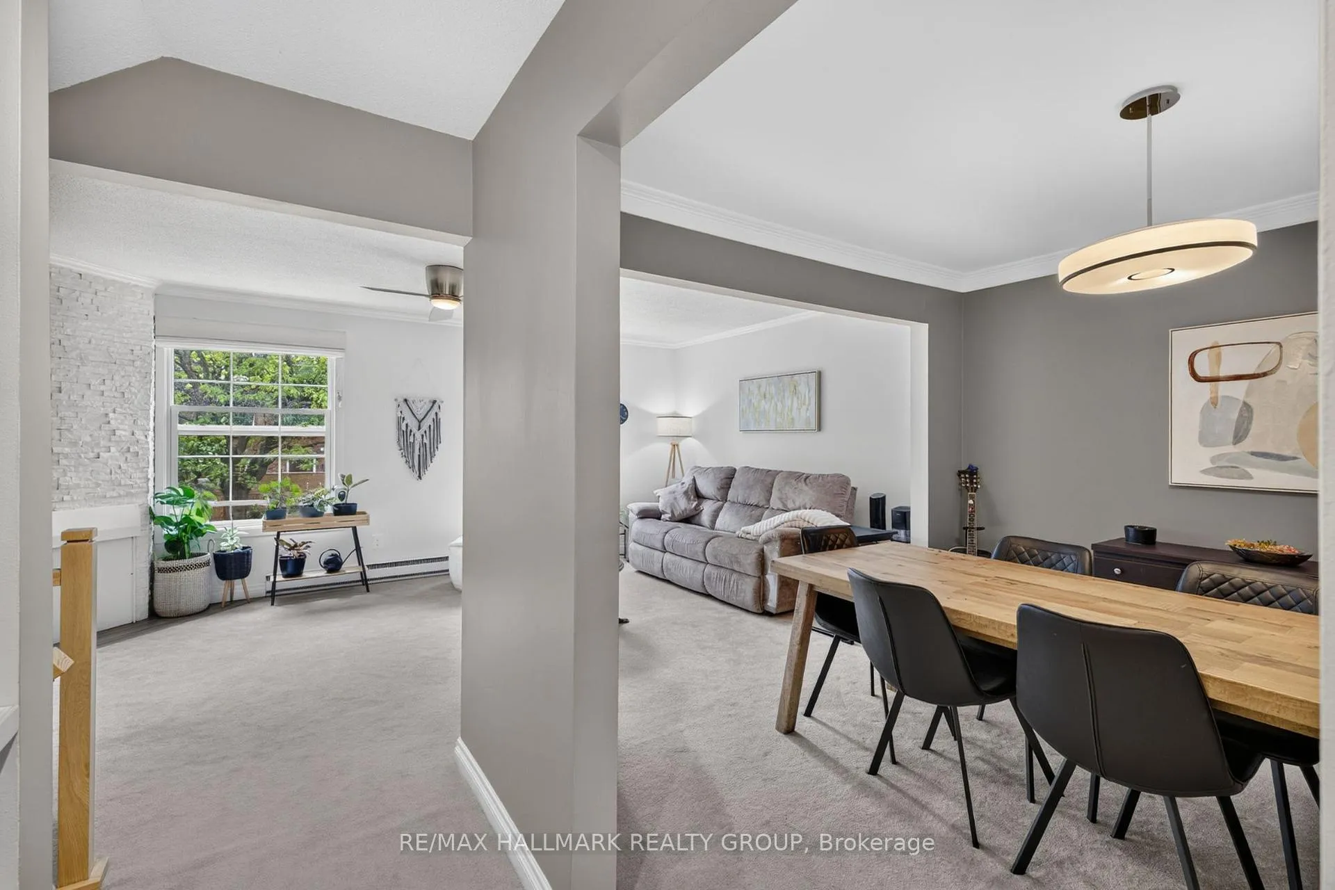 Photo 14 of 92 Appleby Private, Ottawa, Carleton Heights — HOMEH
