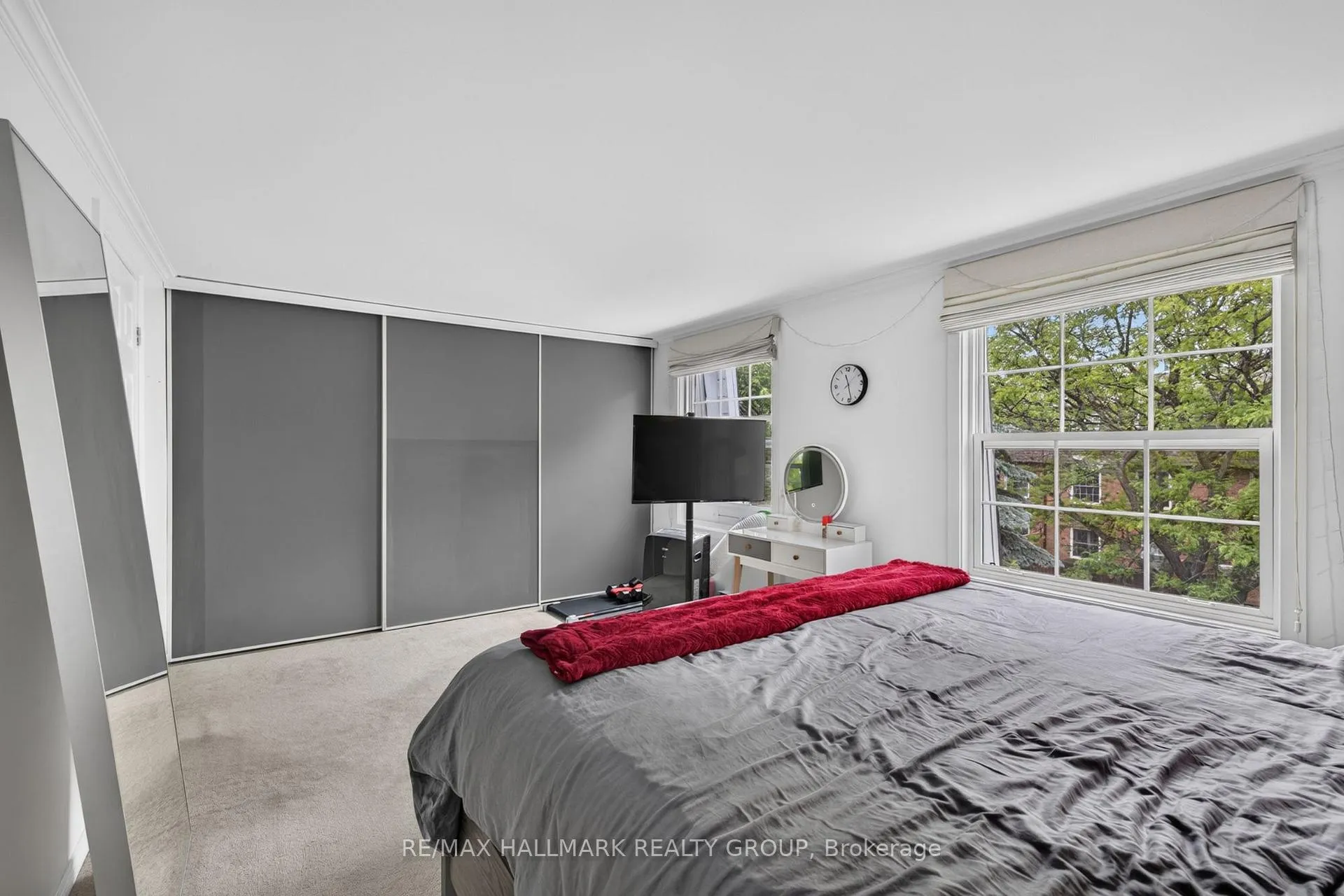 Photo 24 of 92 Appleby Private, Ottawa, Carleton Heights — HOMEH