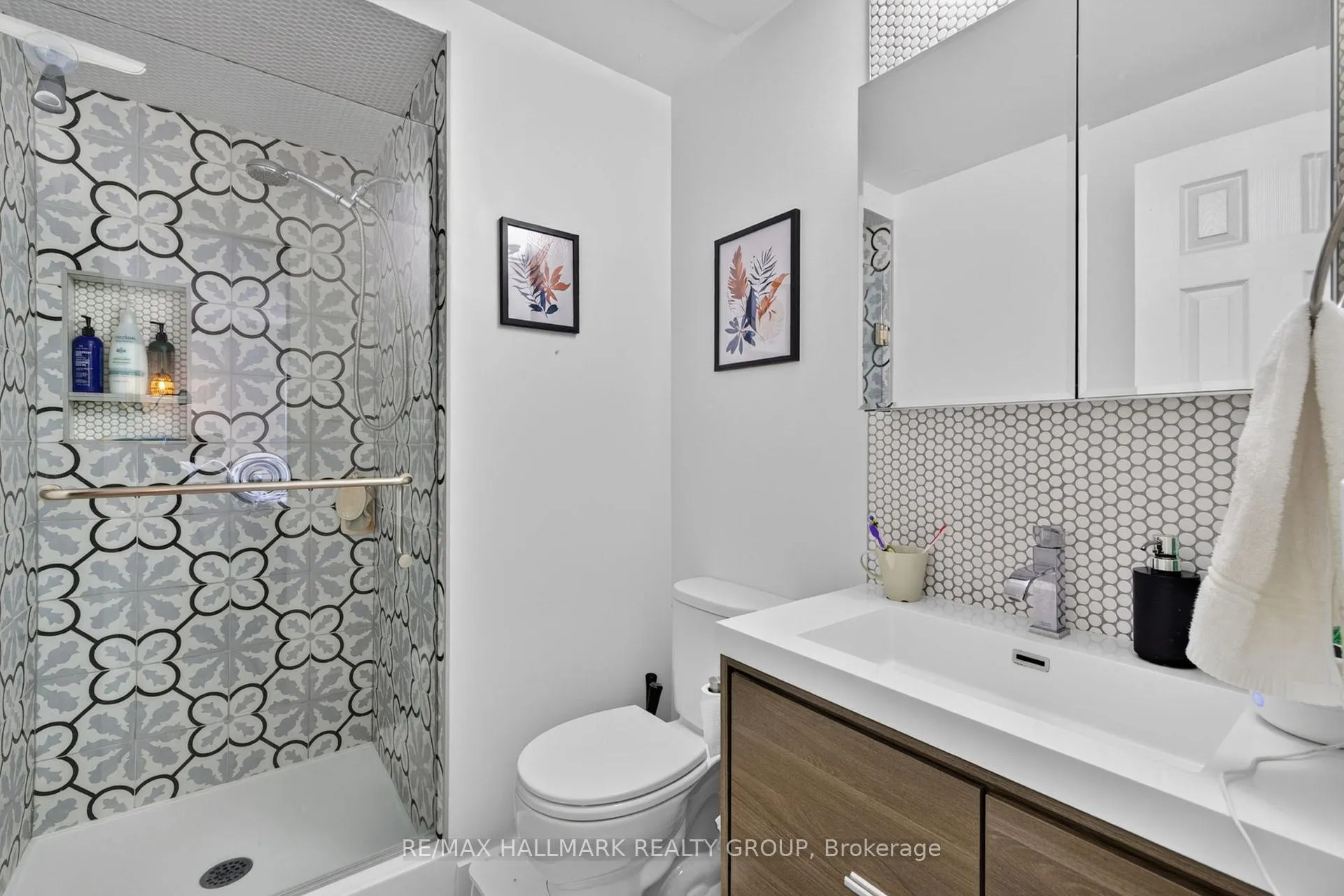 Photo 25 of 92 Appleby Private, Ottawa, Carleton Heights — HOMEH