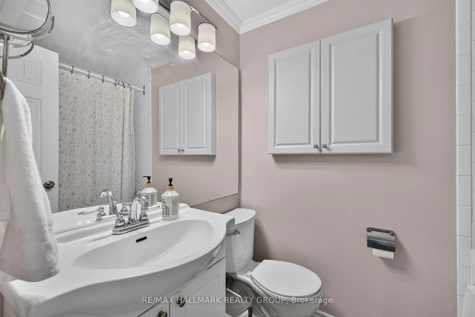 Photo 30 of 92 Appleby Private, Ottawa, Carleton Heights — HOMEH
