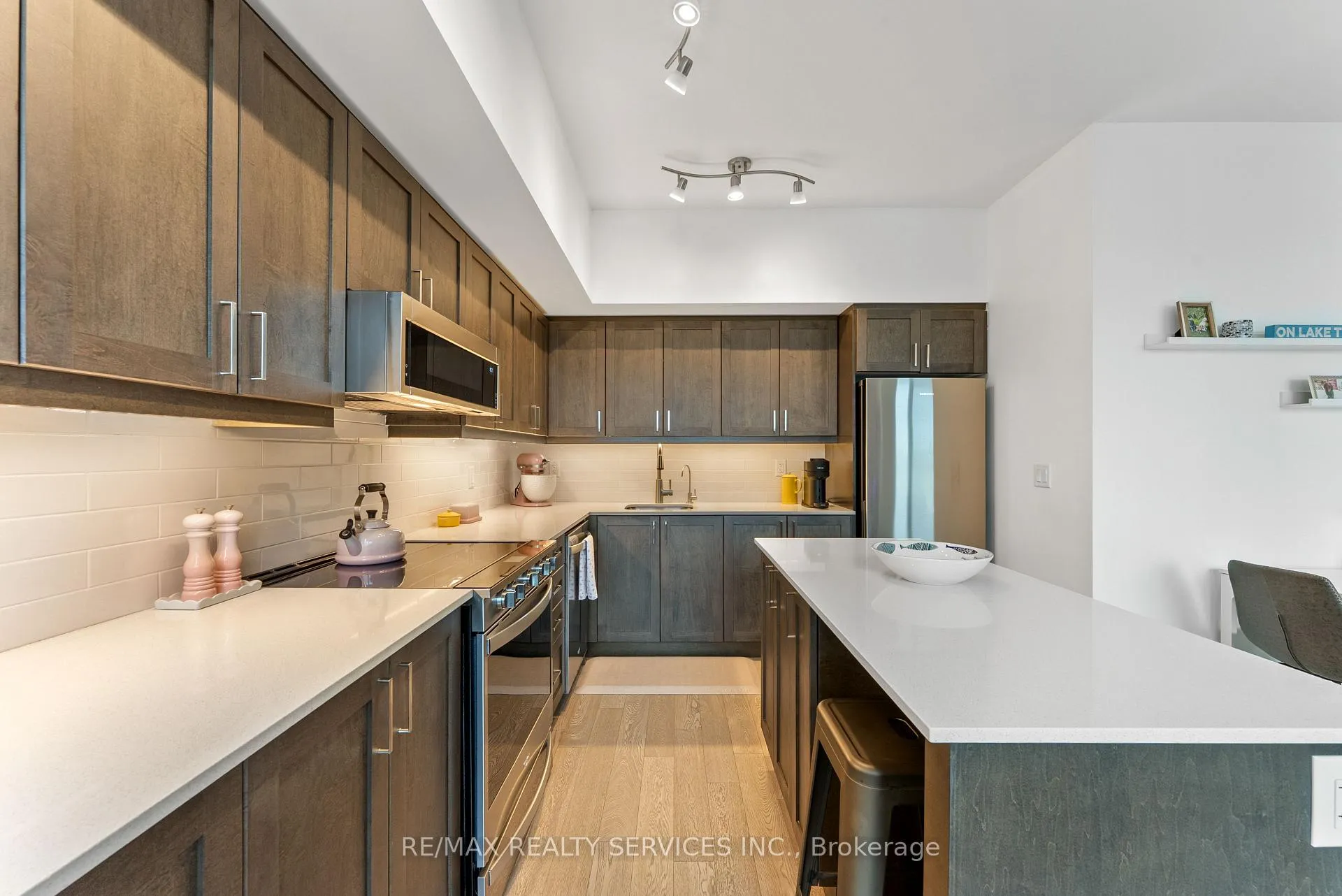 Photo 17 of Unit 314, 1063 Douglas Mccurdy Comn Circle, Mississauga, Lakeview — HOMEH