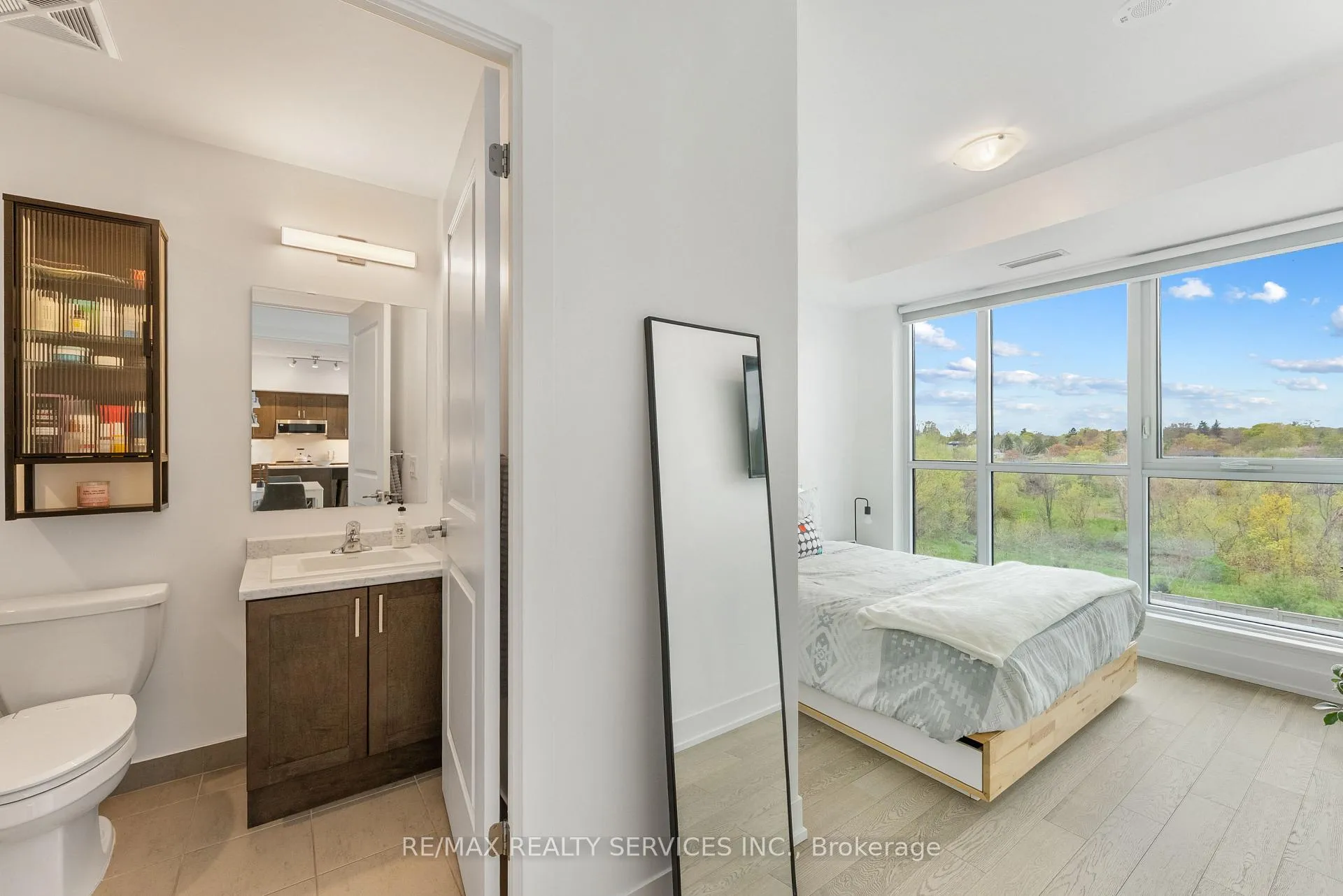 Photo 27 of Unit 314, 1063 Douglas Mccurdy Comn Circle, Mississauga, Lakeview — HOMEH