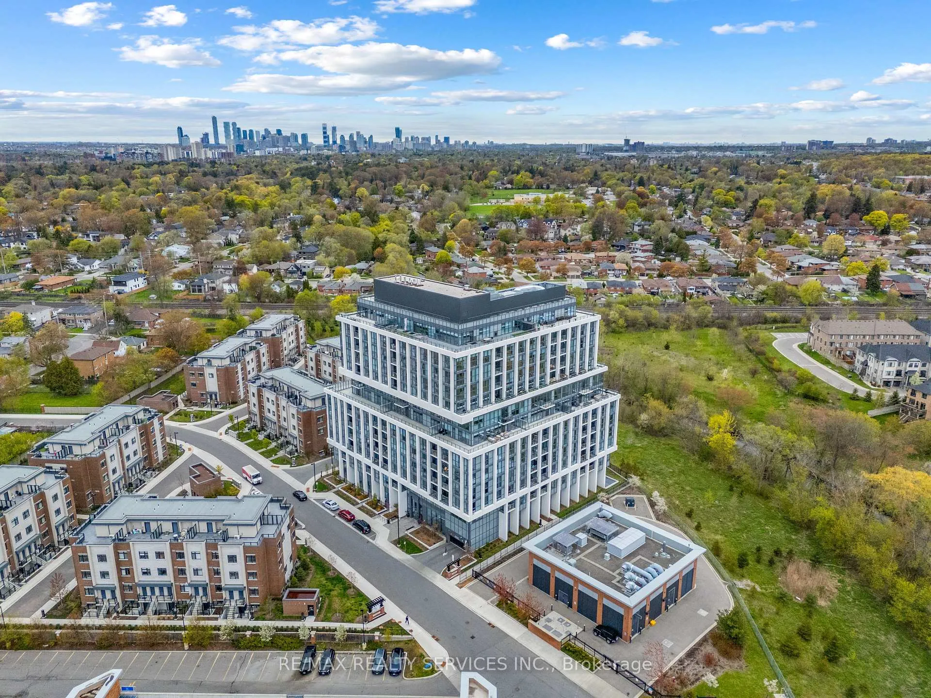 Photo 45 of Unit 314, 1063 Douglas Mccurdy Comn Circle, Mississauga, Lakeview — HOMEH