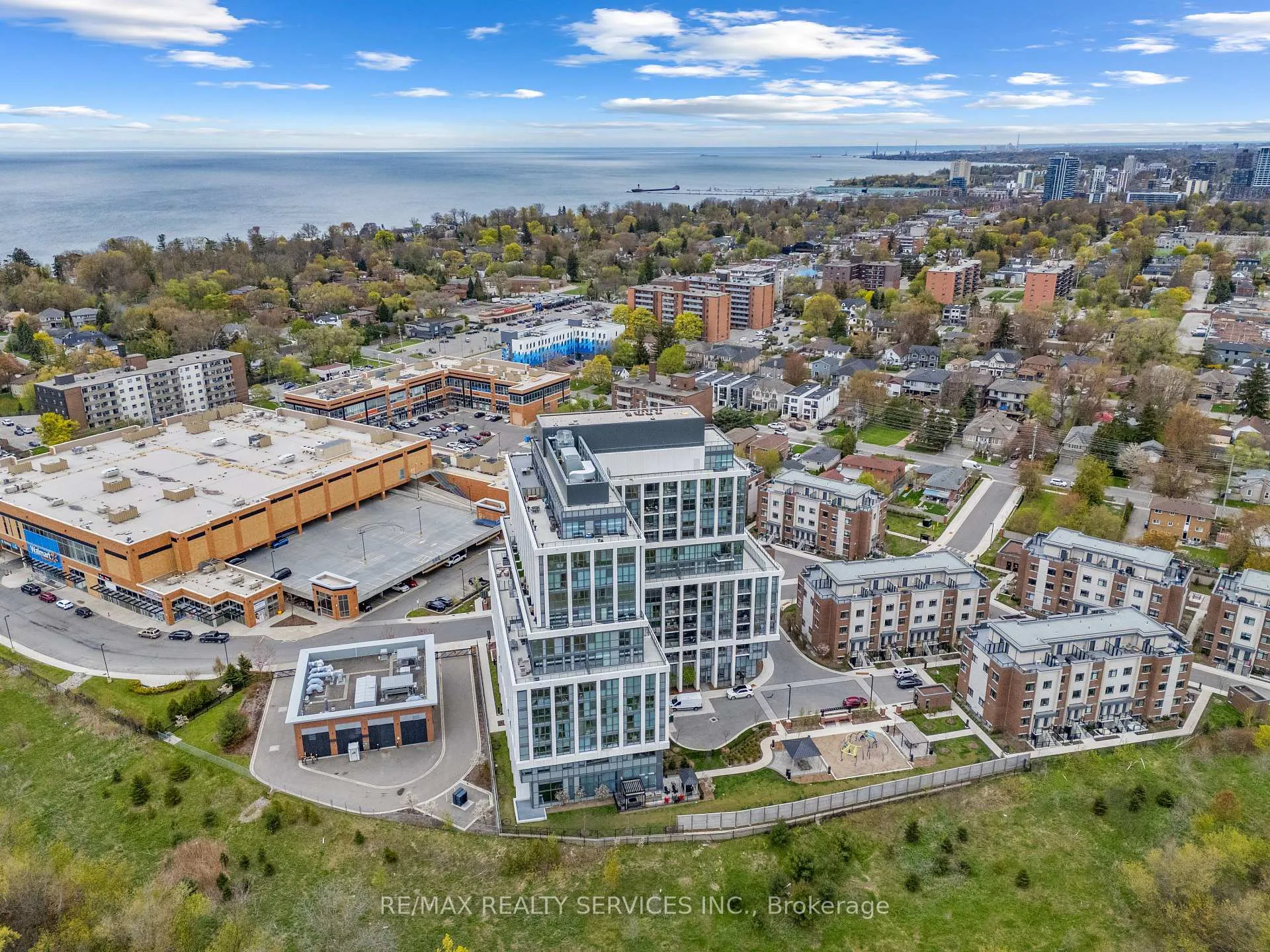 Photo 46 of Unit 314, 1063 Douglas Mccurdy Comn Circle, Mississauga, Lakeview — HOMEH