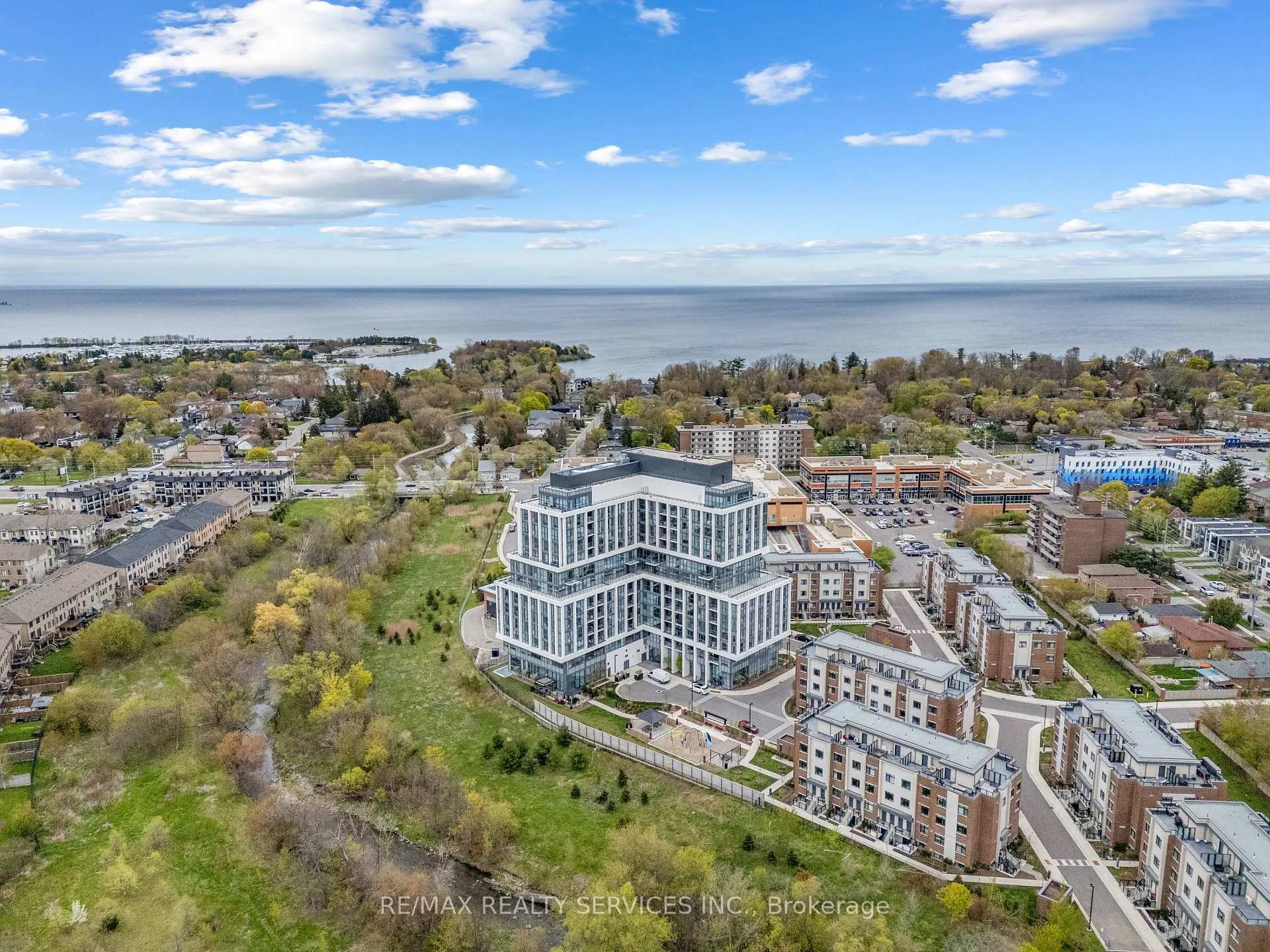 Photo 48 of Unit 314, 1063 Douglas Mccurdy Comn Circle, Mississauga, Lakeview — HOMEH
