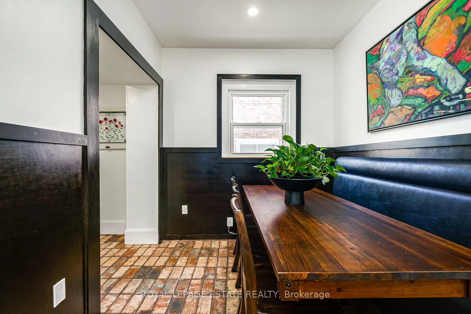 Photo 19 of 215 Pickering Street, Toronto, East End-Danforth — HOMEH