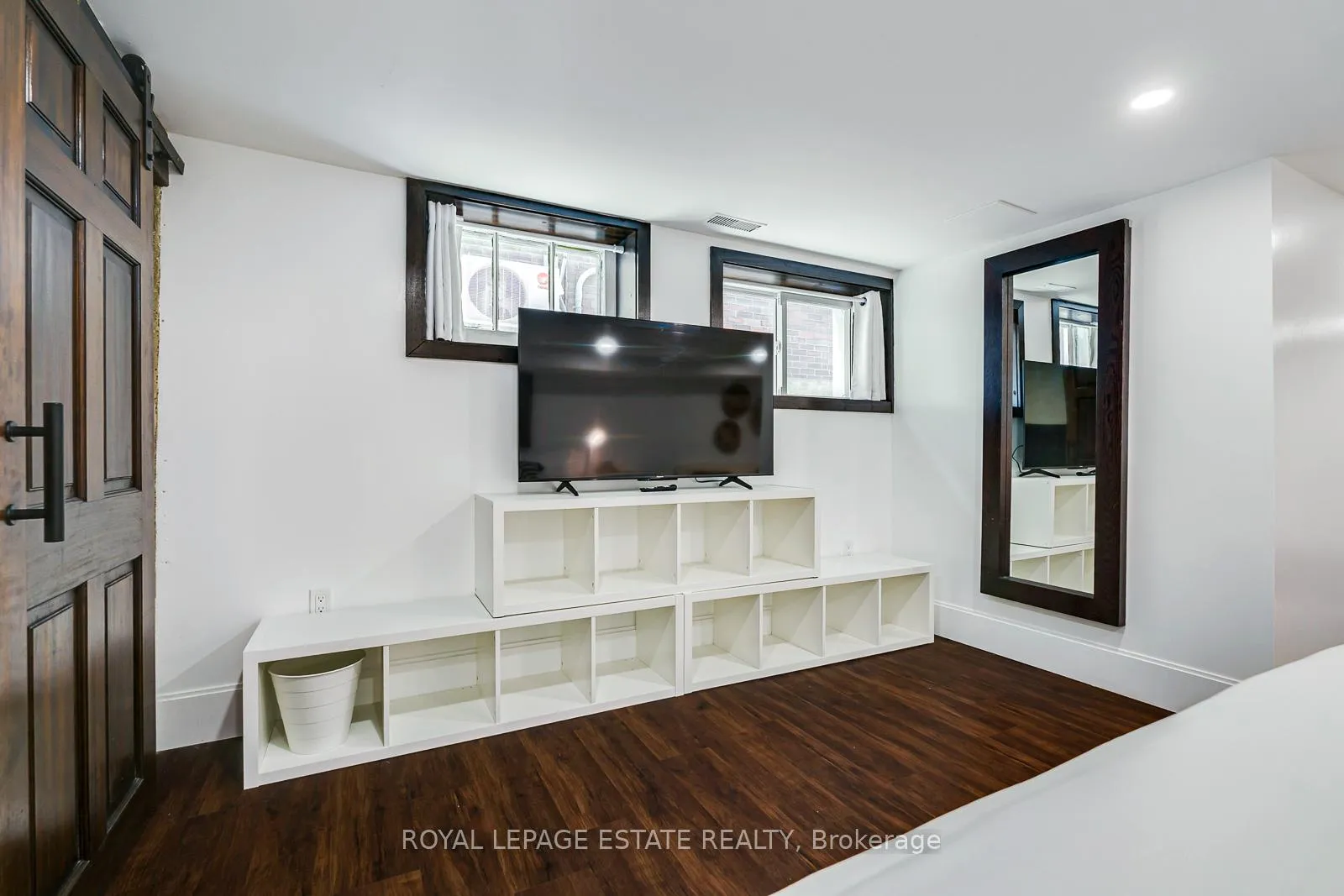 Photo 26 of 215 Pickering Street, Toronto, East End-Danforth — HOMEH