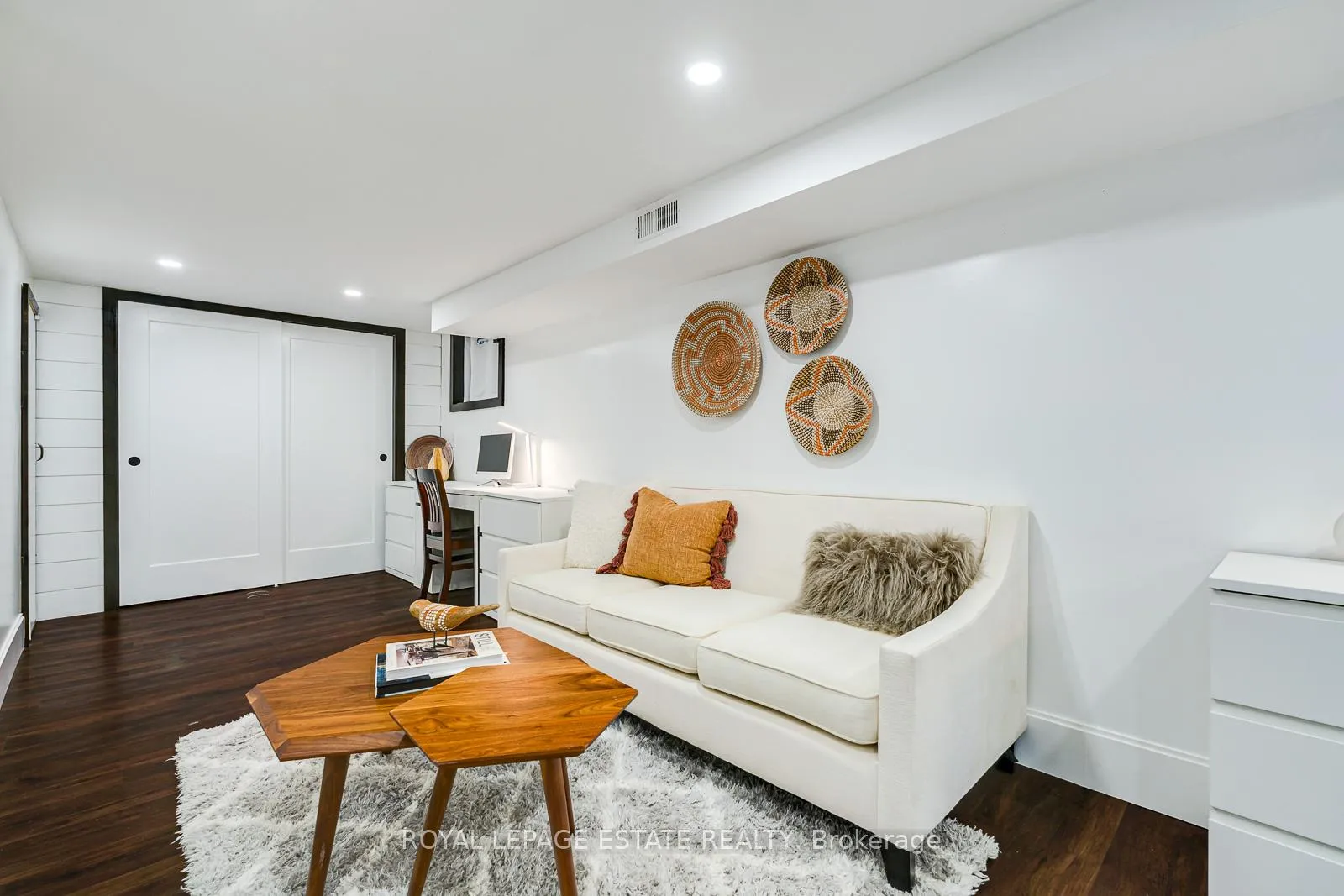 Photo 31 of 215 Pickering Street, Toronto, East End-Danforth — HOMEH