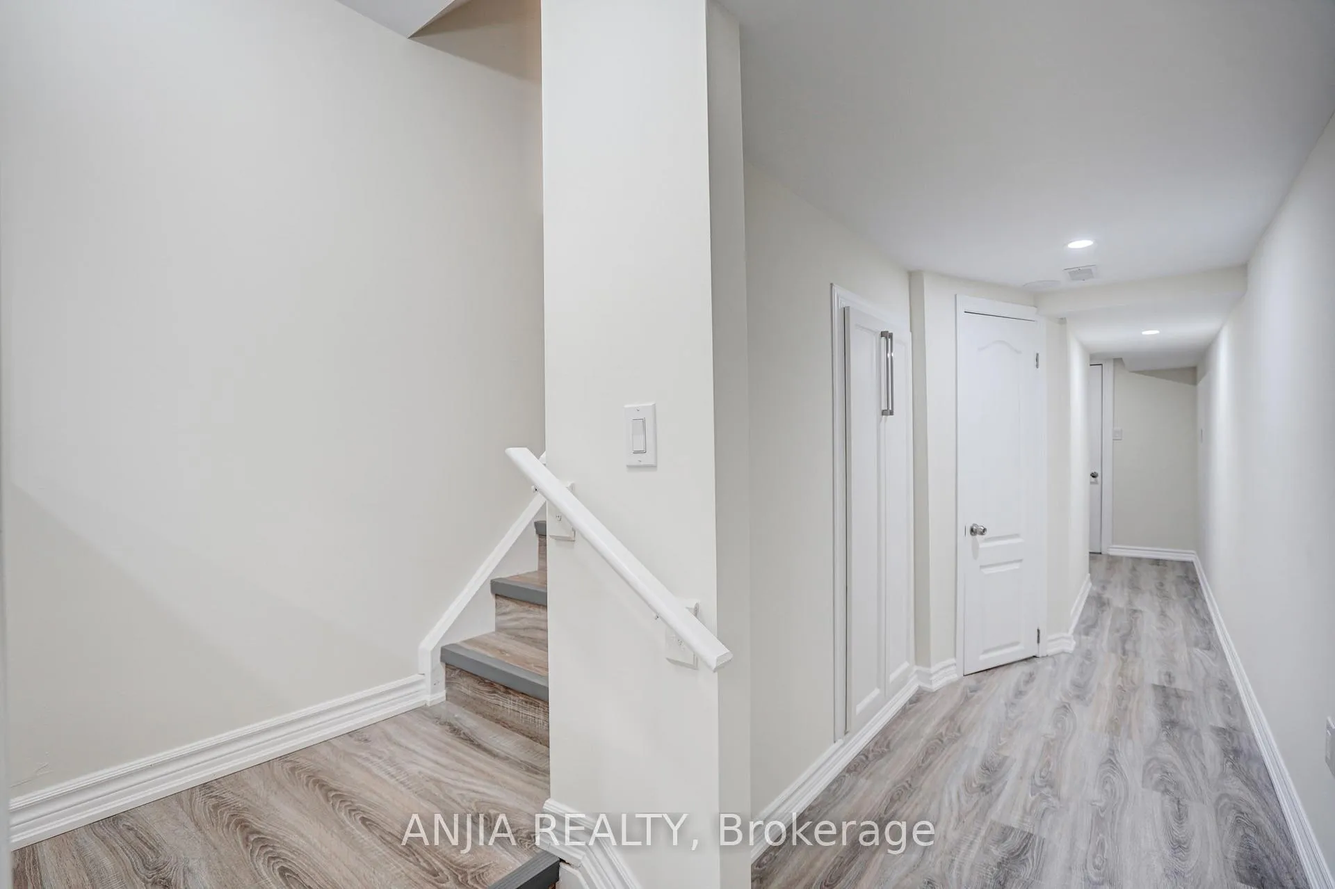 Photo 29 of 25 Collier Crescent, Markham, Wismer — HOMEH
