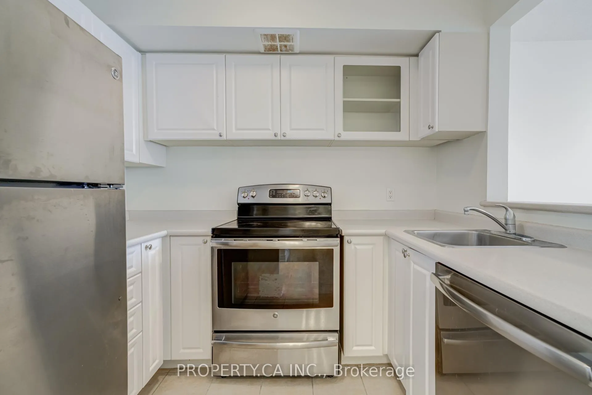 Photo 2 of Unit 1703, 92 King Street E, Toronto, Church-Yonge Corridor — HOMEH