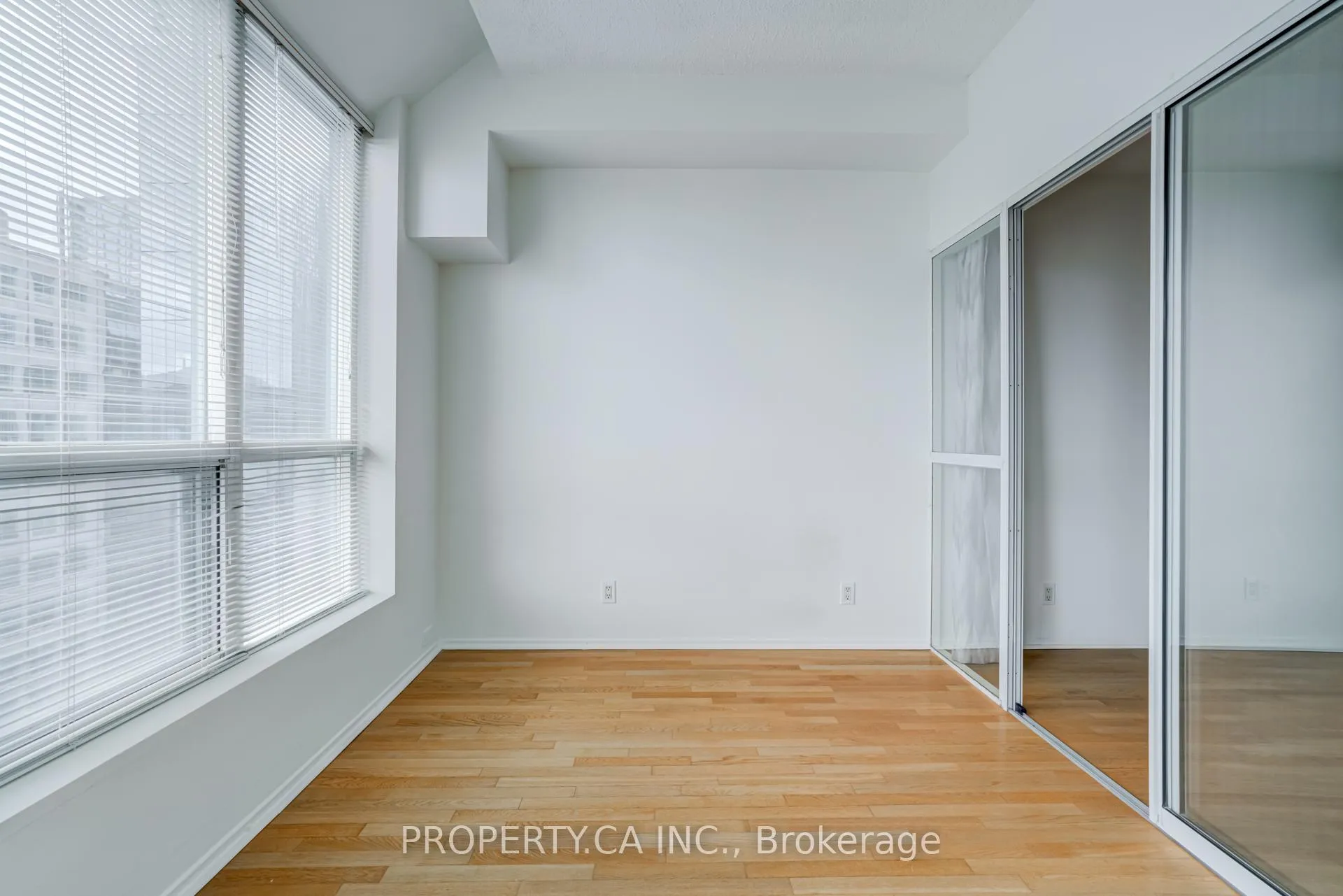 Photo 9 of Unit 1703, 92 King Street E, Toronto, Church-Yonge Corridor — HOMEH
