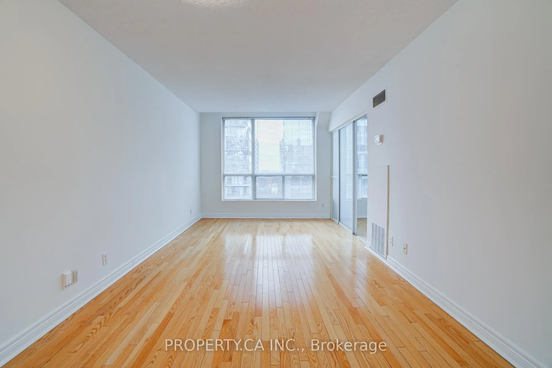 Photo 16 of Unit 1703, 92 King Street E, Toronto, Church-Yonge Corridor — HOMEH