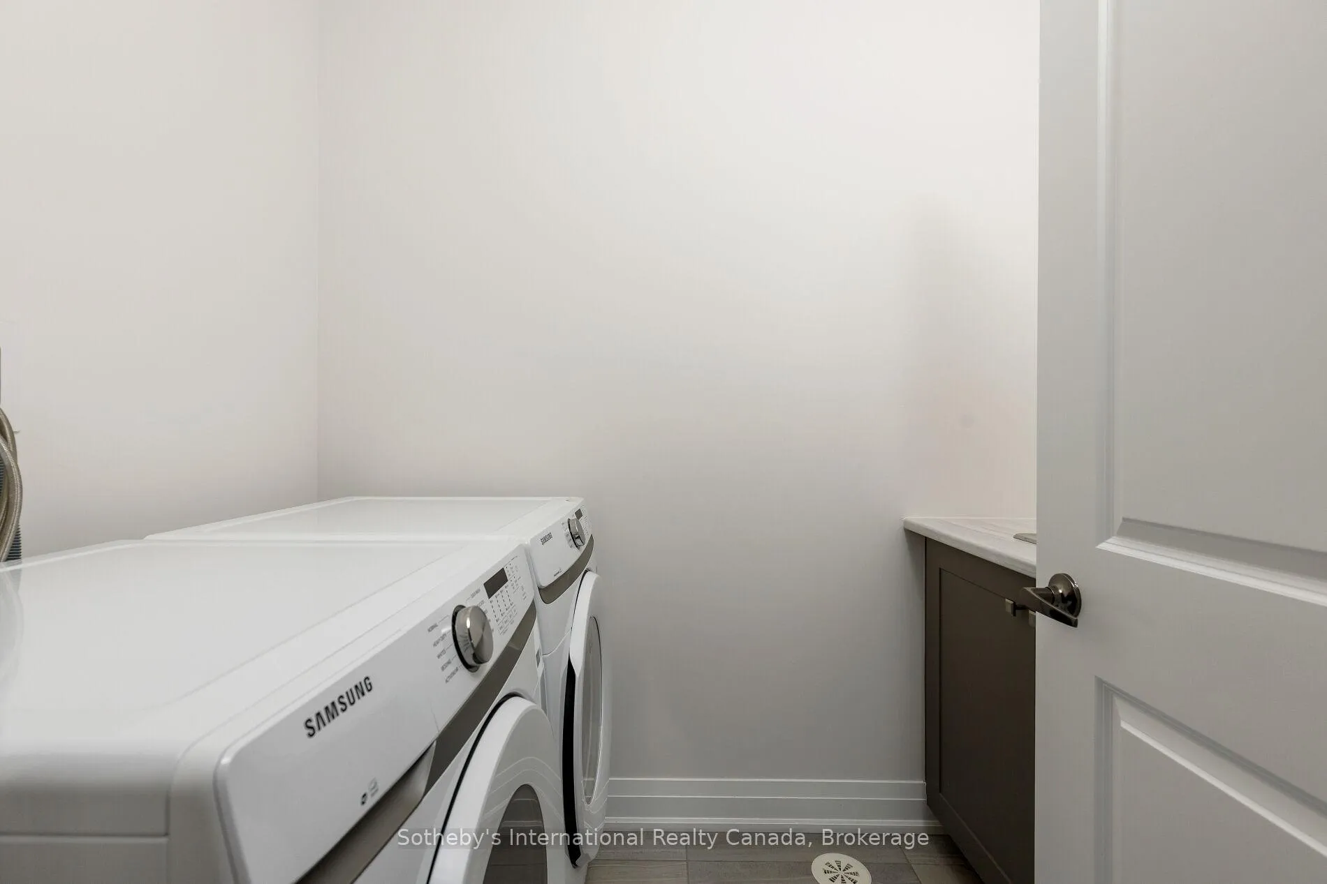 Photo 32 of 1492 Yellow Rose Circle, Oakville, Glen Abbey — HOMEH