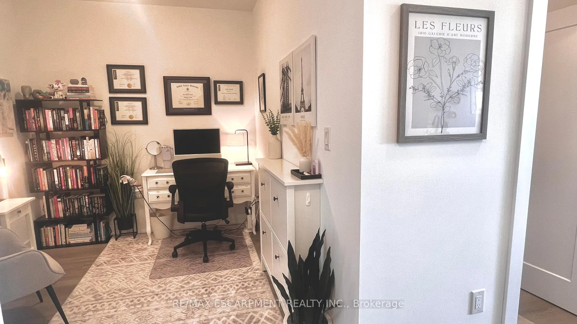 Photo 9 of Unit 1208, 460 Dundas Street E, Hamilton, Waterdown — HOMEH
