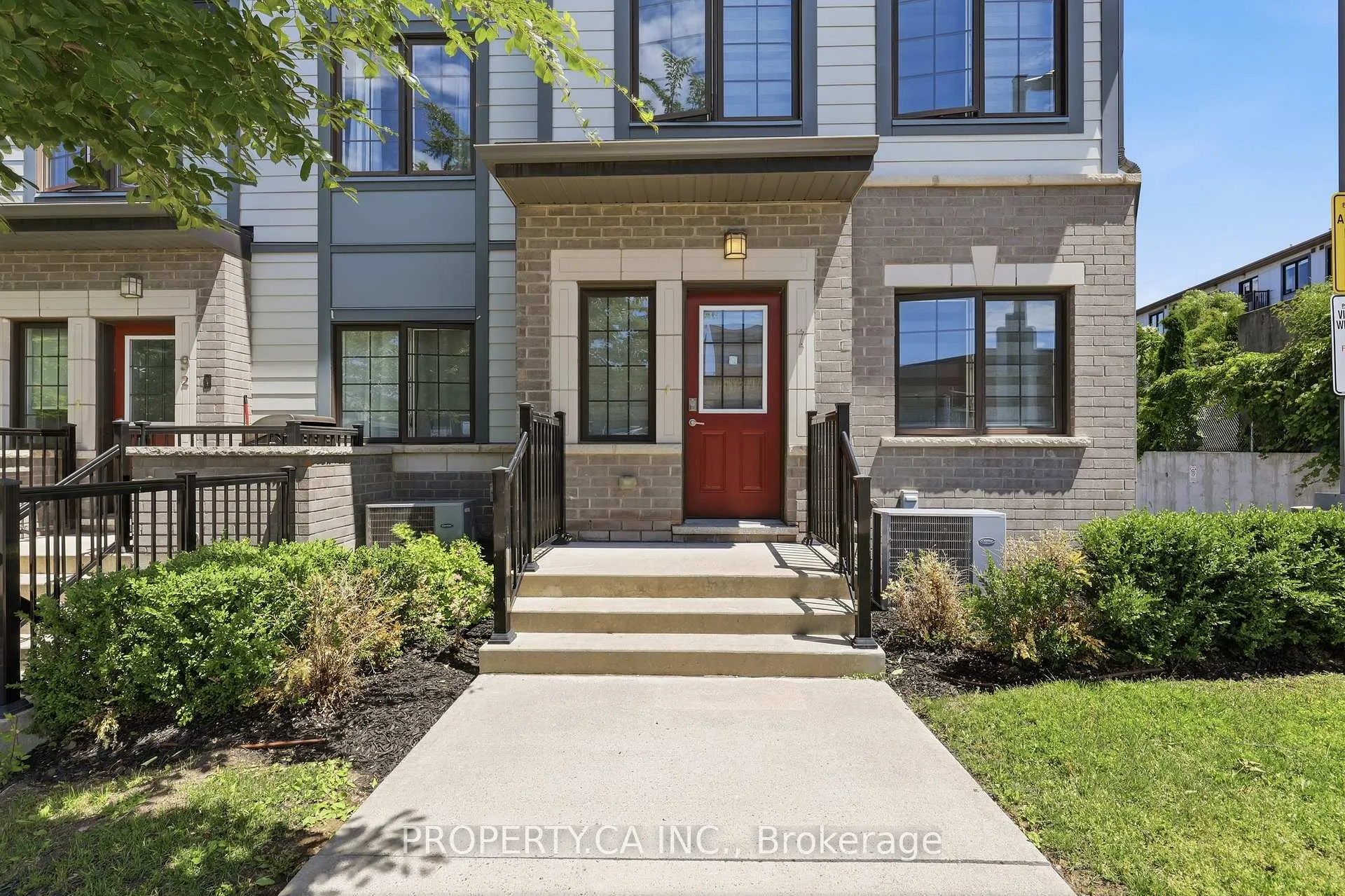 Photo 3 of 7 Forbes Avenue, Toronto, Keelesdale-Eglinton West — HOMEH