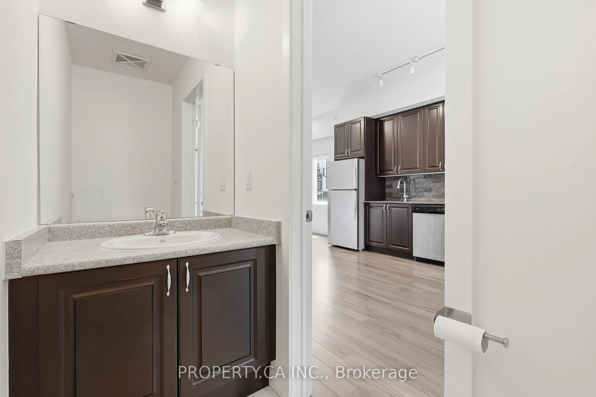 Photo 14 of 7 Forbes Avenue, Toronto, Keelesdale-Eglinton West — HOMEH