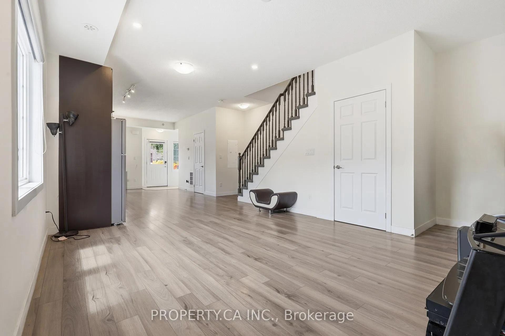 Photo 17 of 7 Forbes Avenue, Toronto, Keelesdale-Eglinton West — HOMEH
