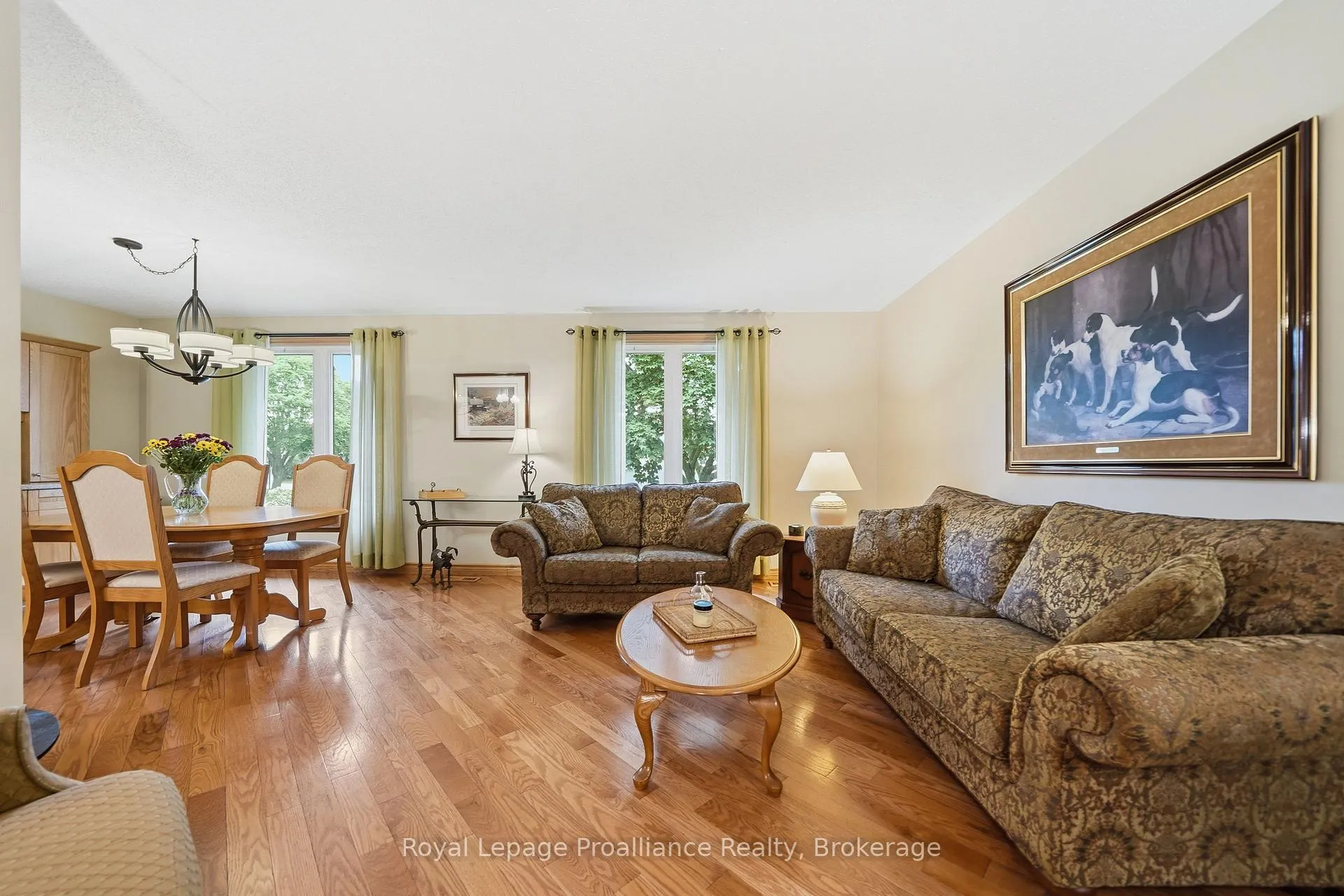 Photo 5 of 40 Springbrook Crescent, Belleville, Belleville Ward — HOMEH