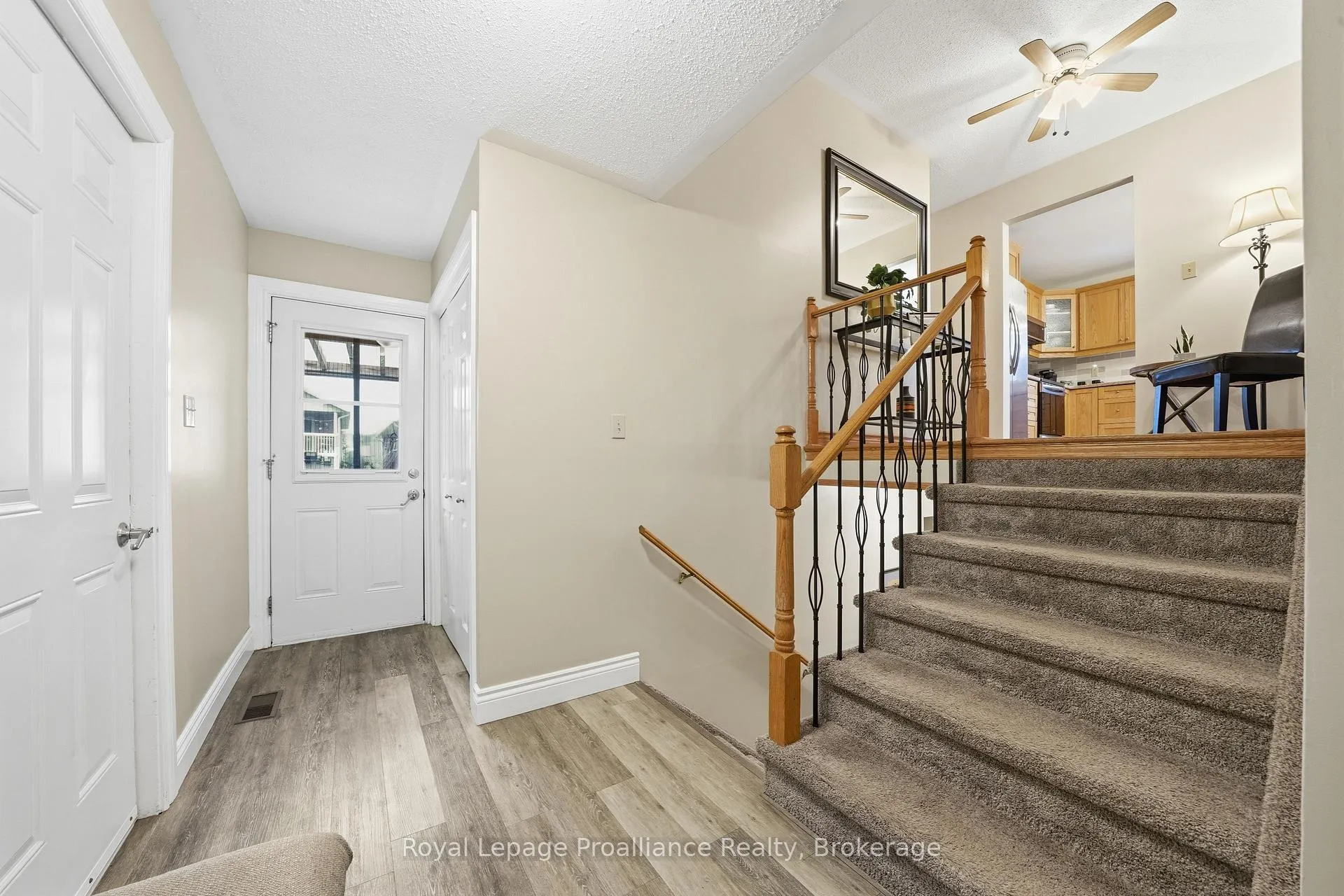 Photo 11 of 40 Springbrook Crescent, Belleville, Belleville Ward — HOMEH