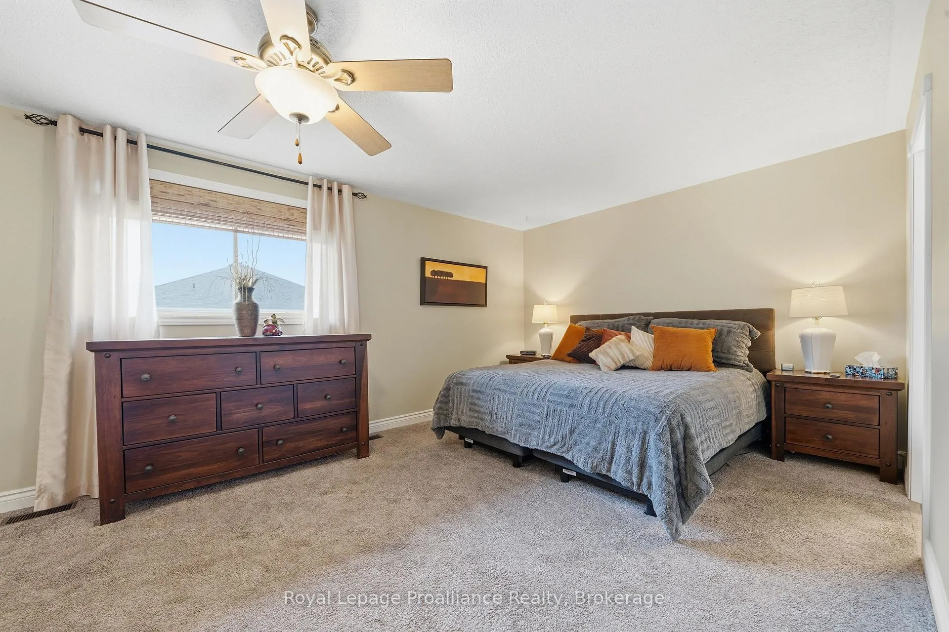 Photo 13 of 40 Springbrook Crescent, Belleville, Belleville Ward — HOMEH