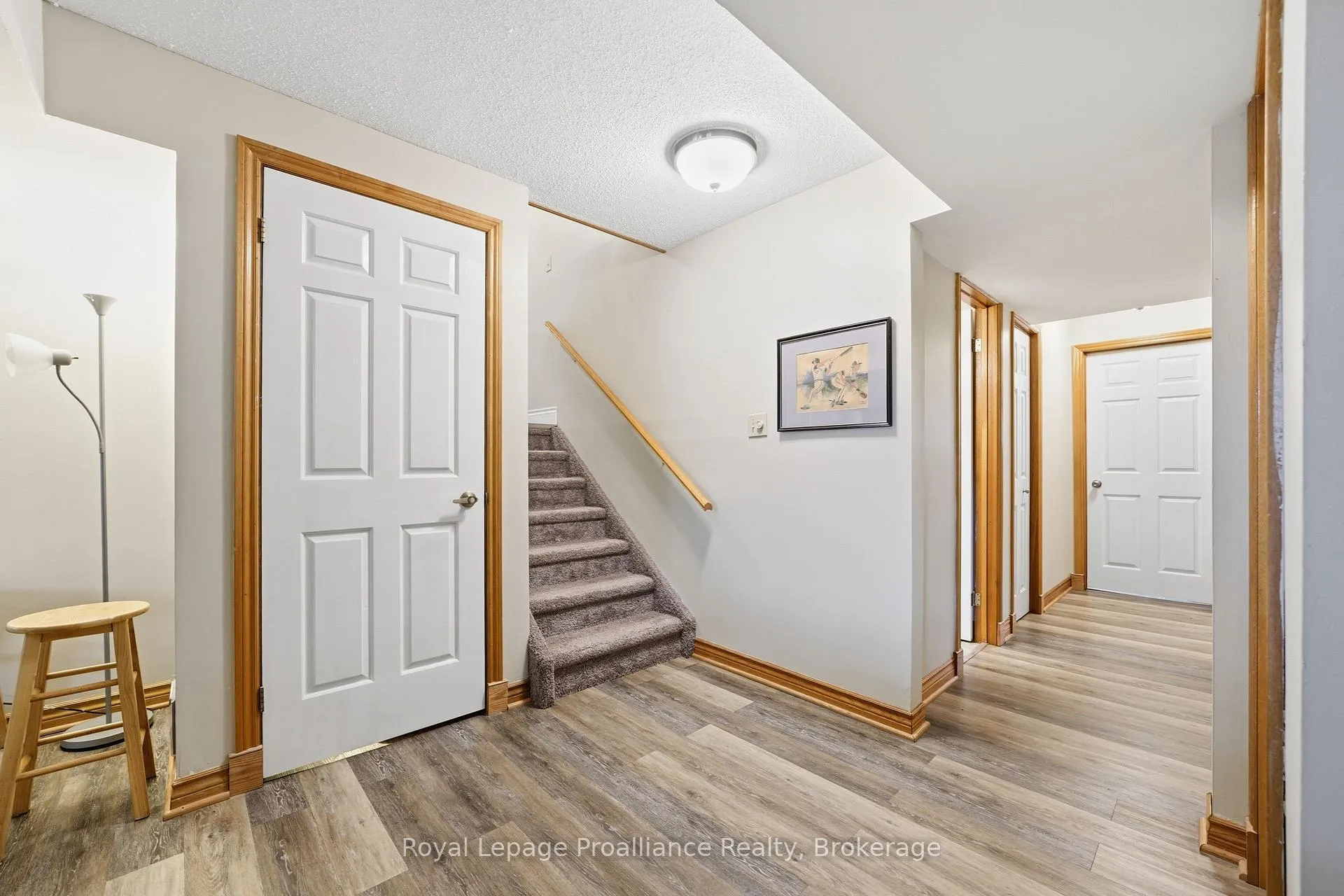 Photo 23 of 40 Springbrook Crescent, Belleville, Belleville Ward — HOMEH