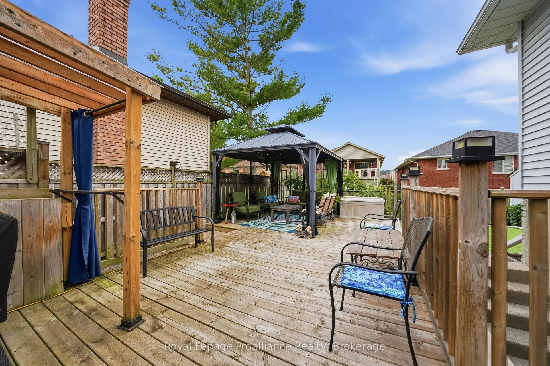 Photo 33 of 40 Springbrook Crescent, Belleville, Belleville Ward — HOMEH
