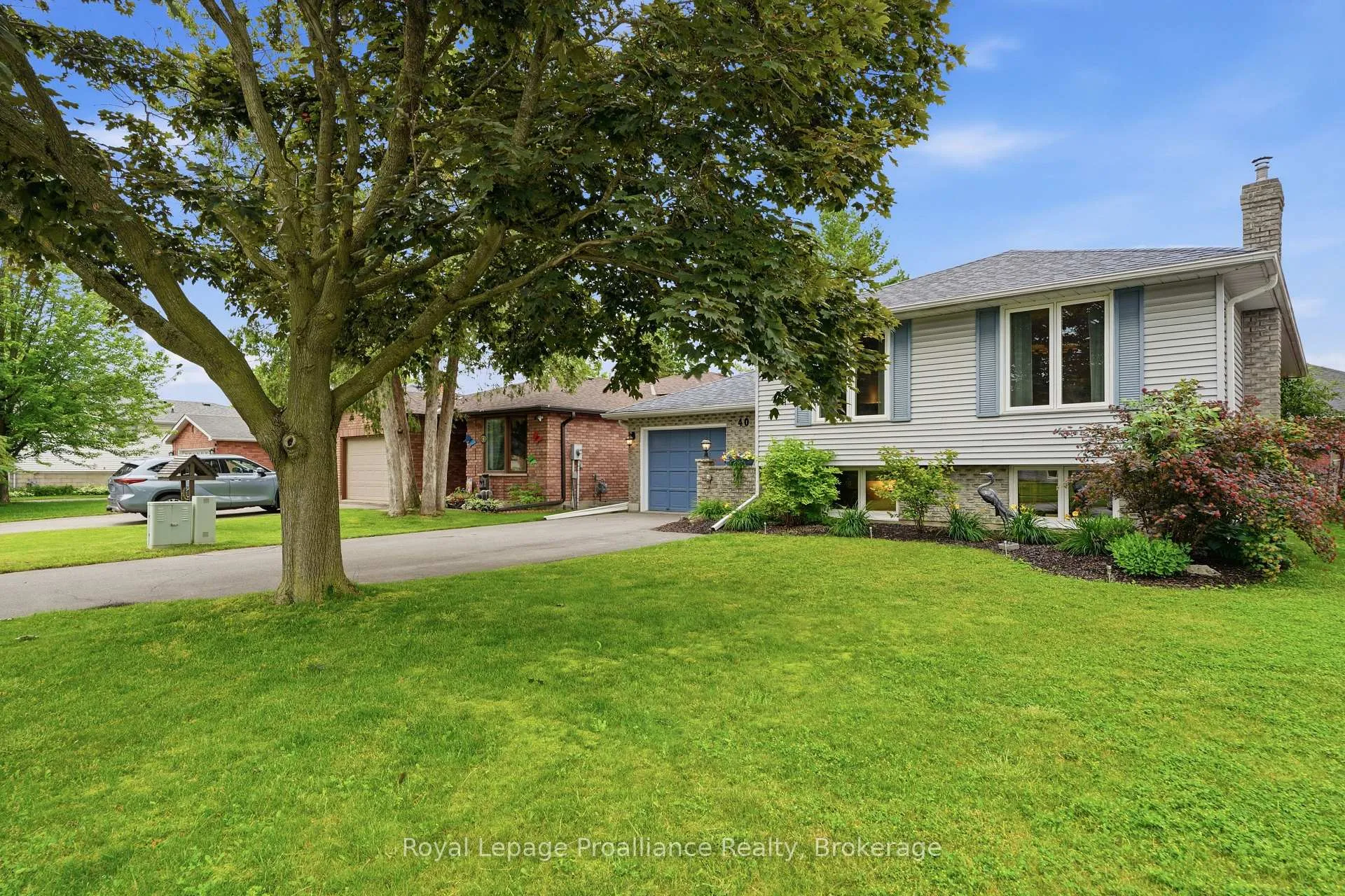 Photo 44 of 40 Springbrook Crescent, Belleville, Belleville Ward — HOMEH