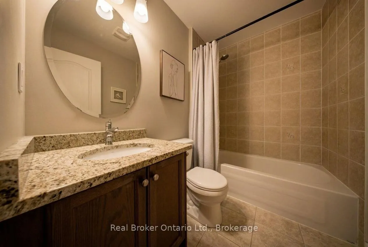 Photo 11 of 419 Rideau River Street, Waterloo — HOMEH
