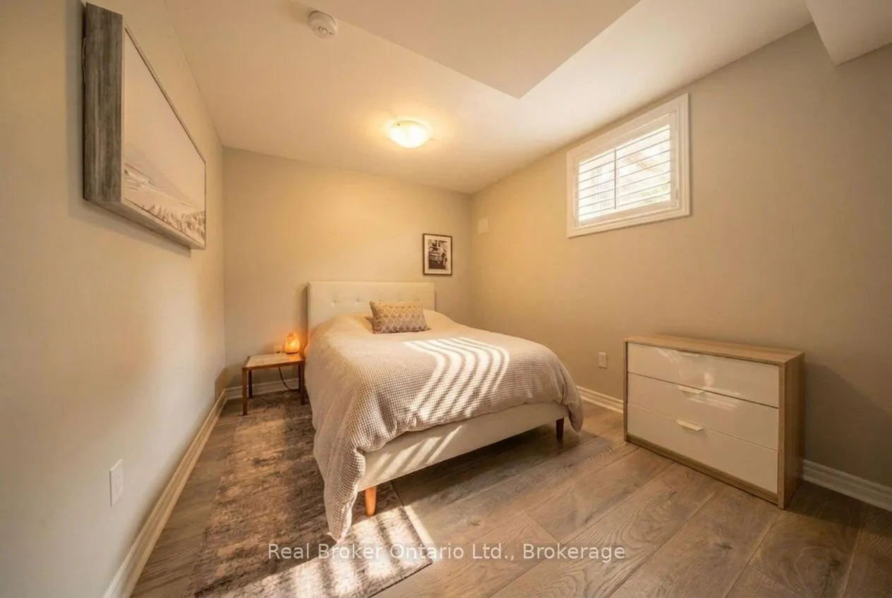 Photo 23 of 419 Rideau River Street, Waterloo — HOMEH