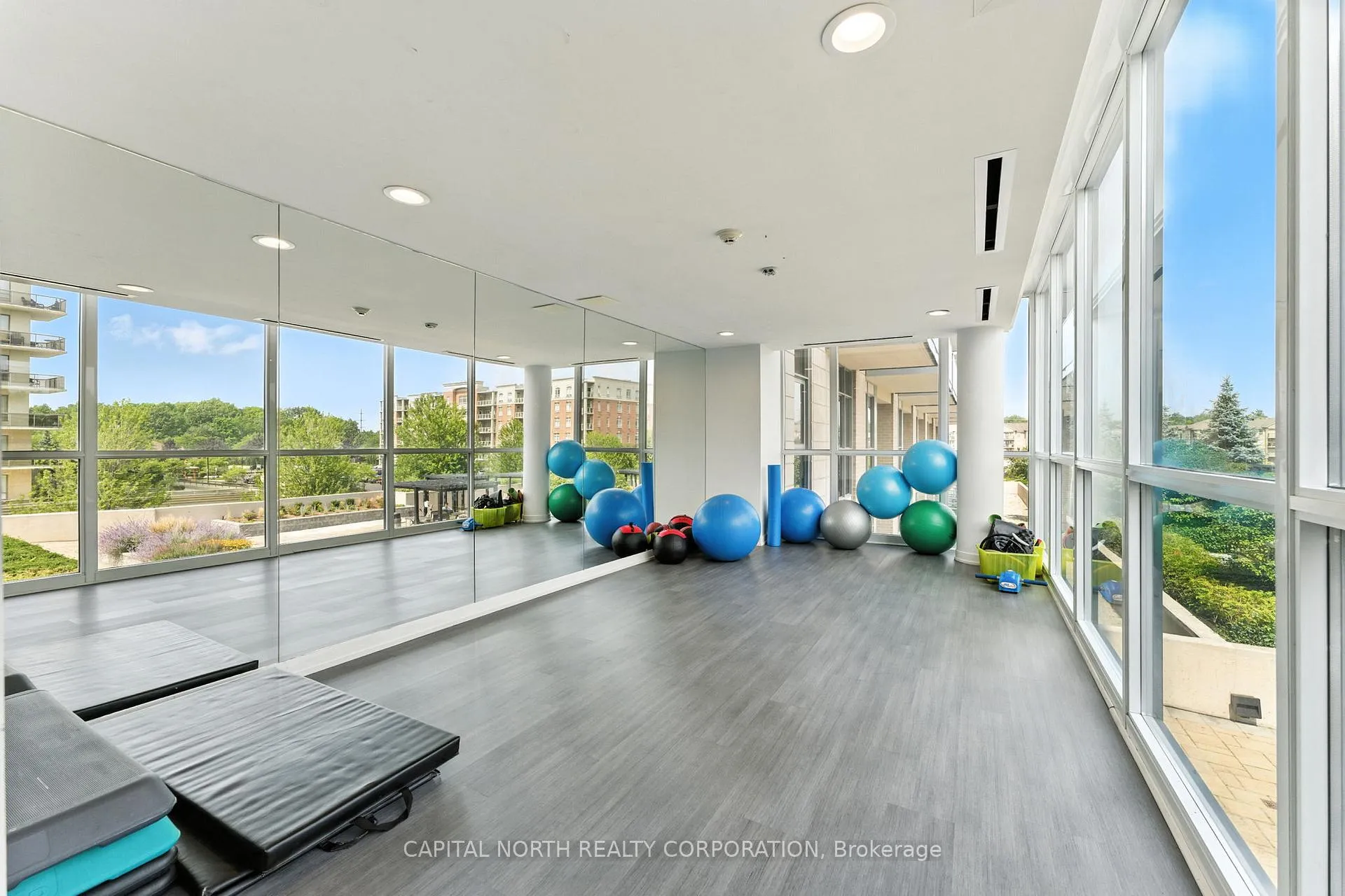Photo 20 of Unit 213, 1940 Ironstone Drive, Burlington, Uptown — HOMEH