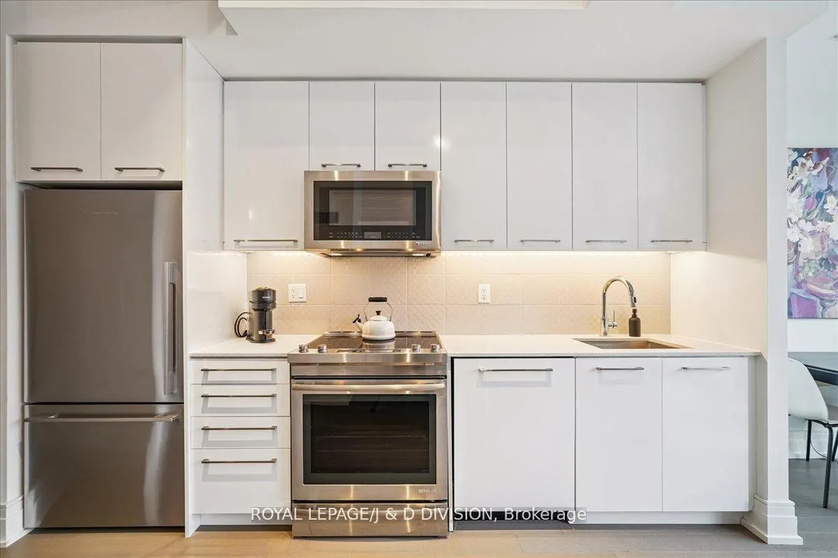 Photo 9 of Unit 405, 90 Niagara Street, Toronto, Niagara — HOMEH