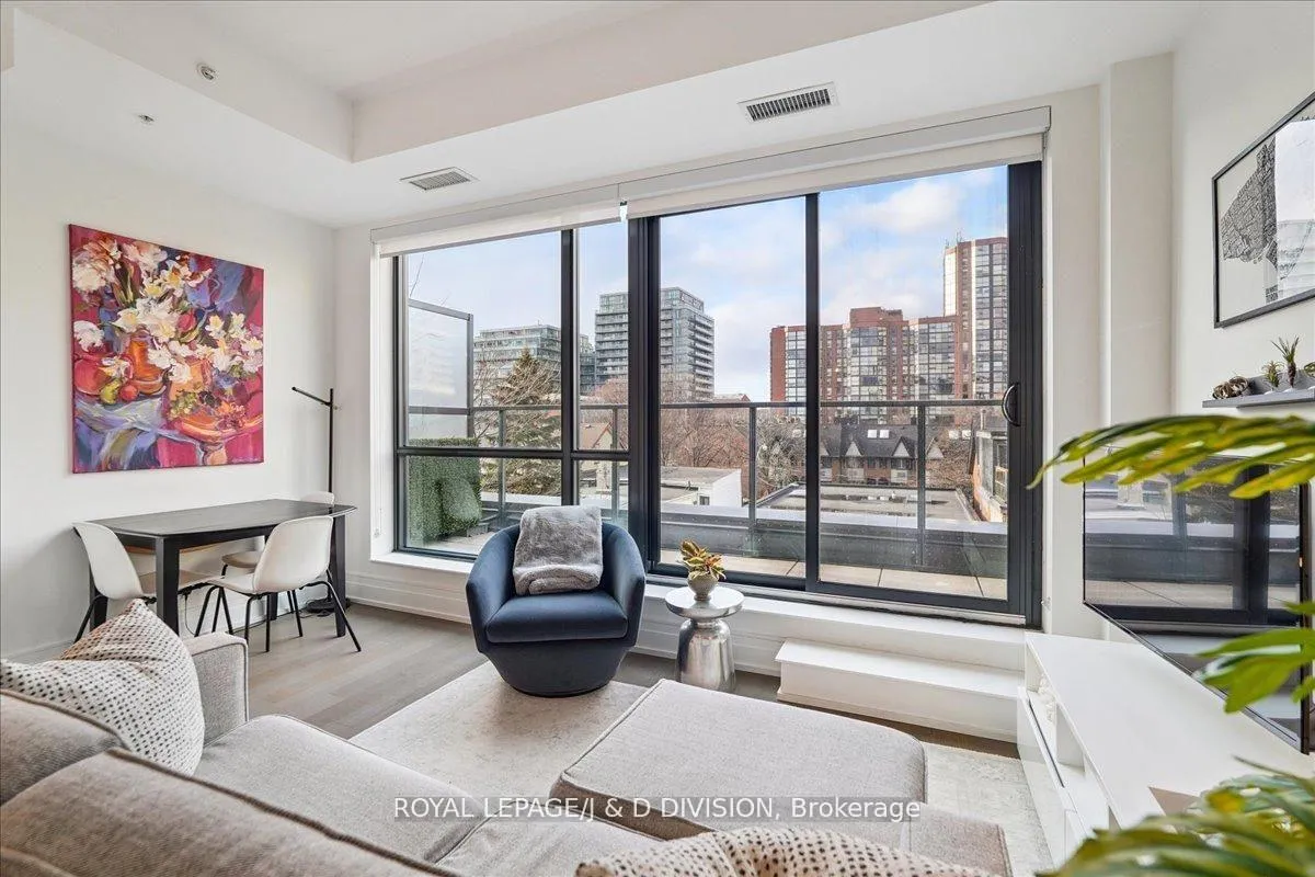 Photo 13 of Unit 405, 90 Niagara Street, Toronto, Niagara — HOMEH