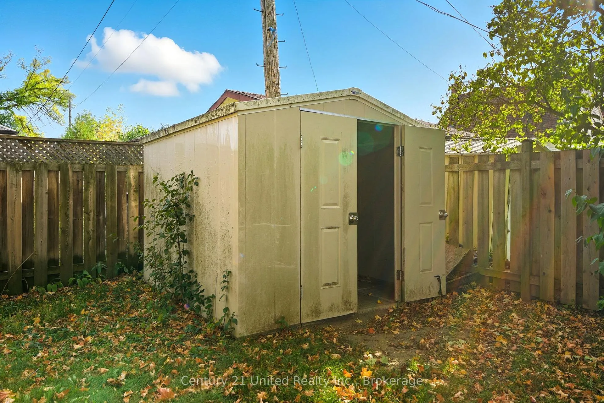 Photo 47 of 559 Hamilton Street, Peterborough, Otonabee Ward 1 — HOMEH