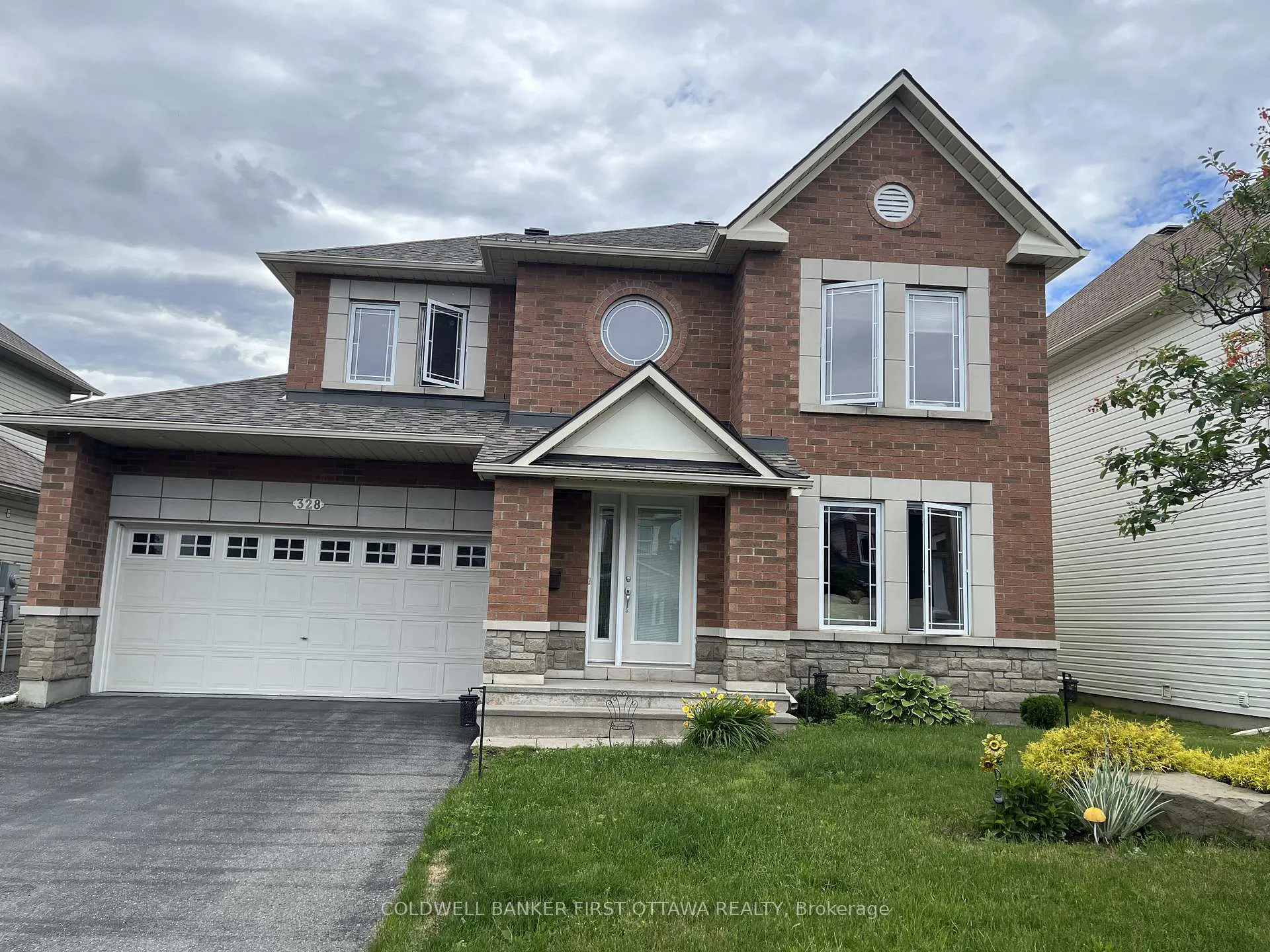 Photo 1 of 328 Fairlakes Way, Ottawa, Avalon East — HOMEH